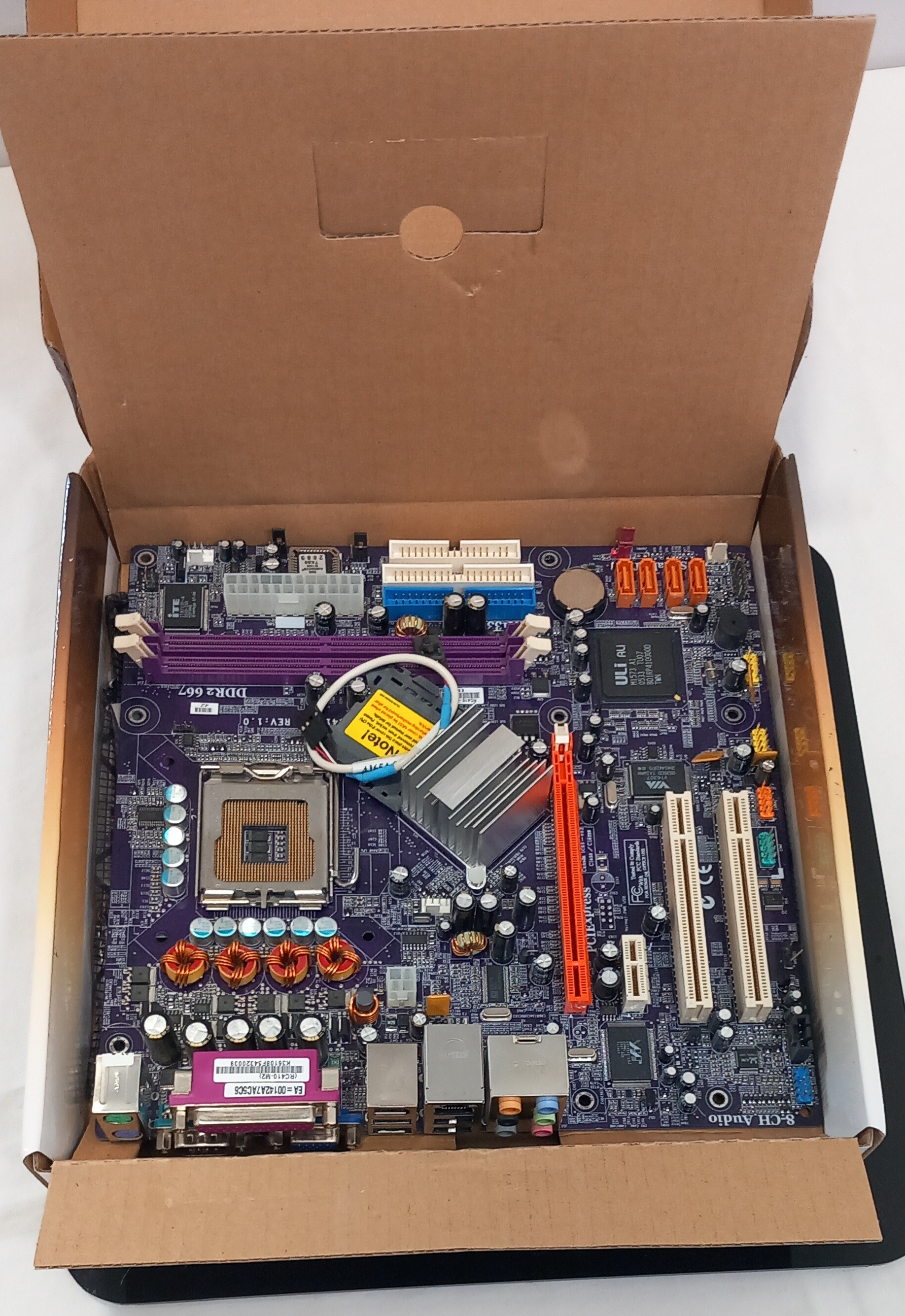 Voir photo 4 de Carte mère Gaming. Gigabyte Carte mère Gaming. Gigabyte Bon état - Vue 4 -
