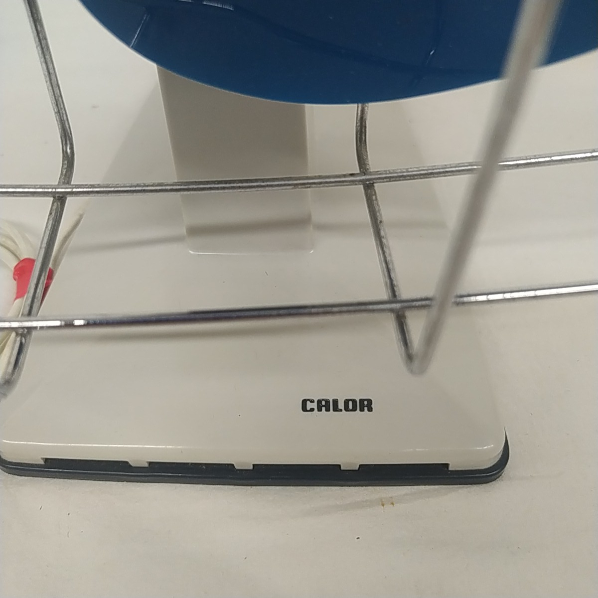 Ancien ventilateur oscillant Calor - Bon état - Photo 2