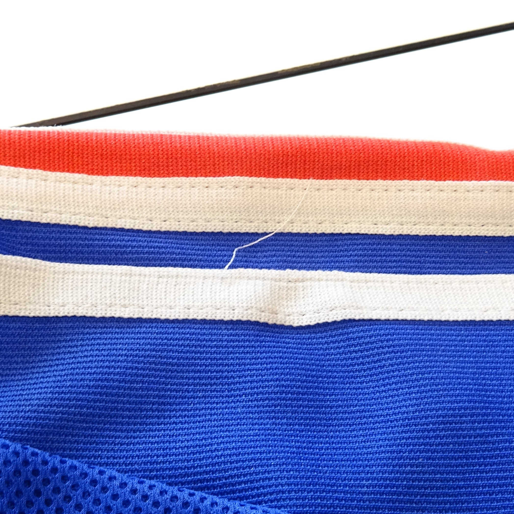 Voir photo 6 de ADIDAS Ancien maillot de football équipe de France vintage rétro ADIDAS Ancien maillot de football équipe de France vintage rétro Bon état - Vue 6 -