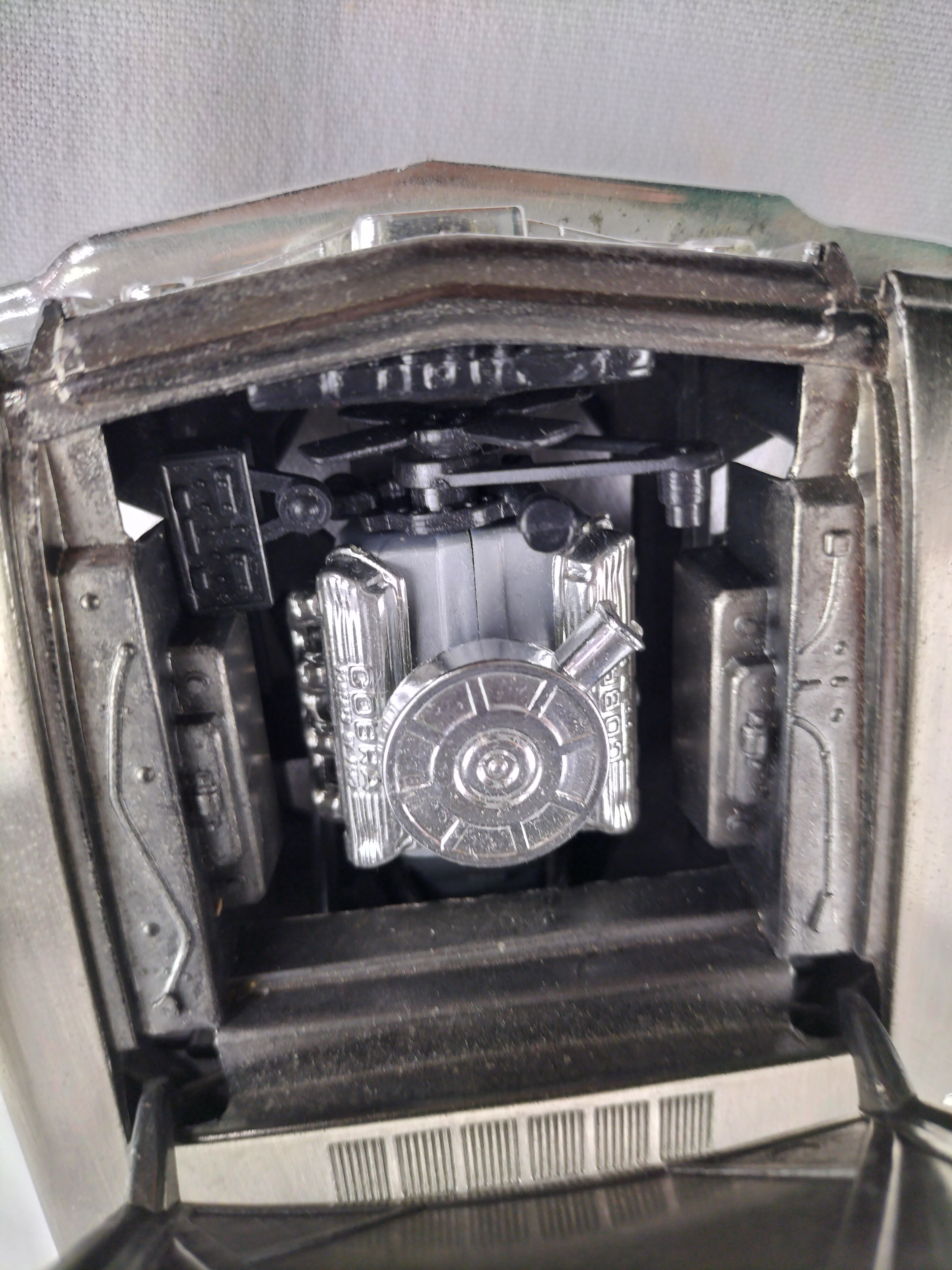 Voir photo 27 de Lot de 8 voitures miniatures de collection – Ferrari, Porsche, Mustang, Cadillac, Corvette Lot de 8 voitures miniatures de collection – Ferrari, Porsche, Mustang, Cadillac, Corvette Bon état - Vue 27 -