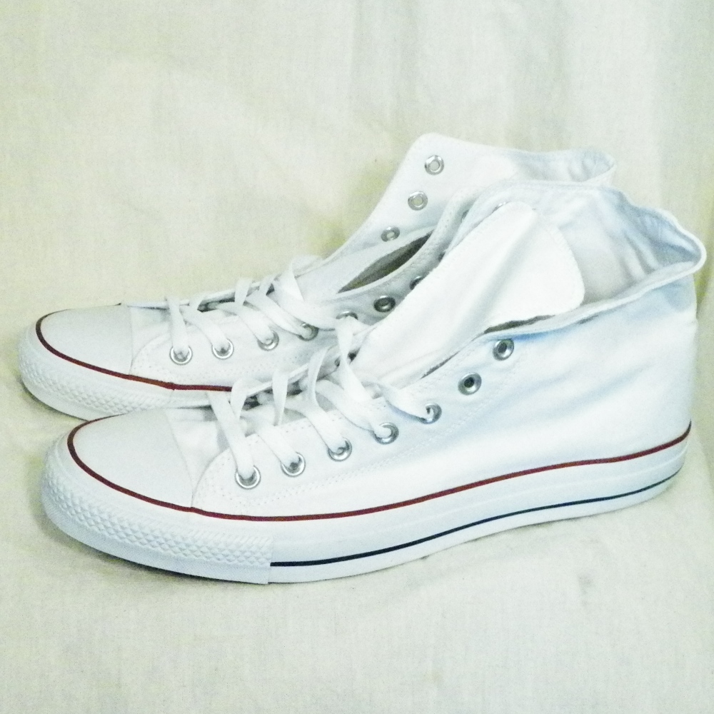 Chaussure Homme Blanche CONVERSE T 51.5. Comme neuf -  reconditionné disponible sur Label Emmaüs