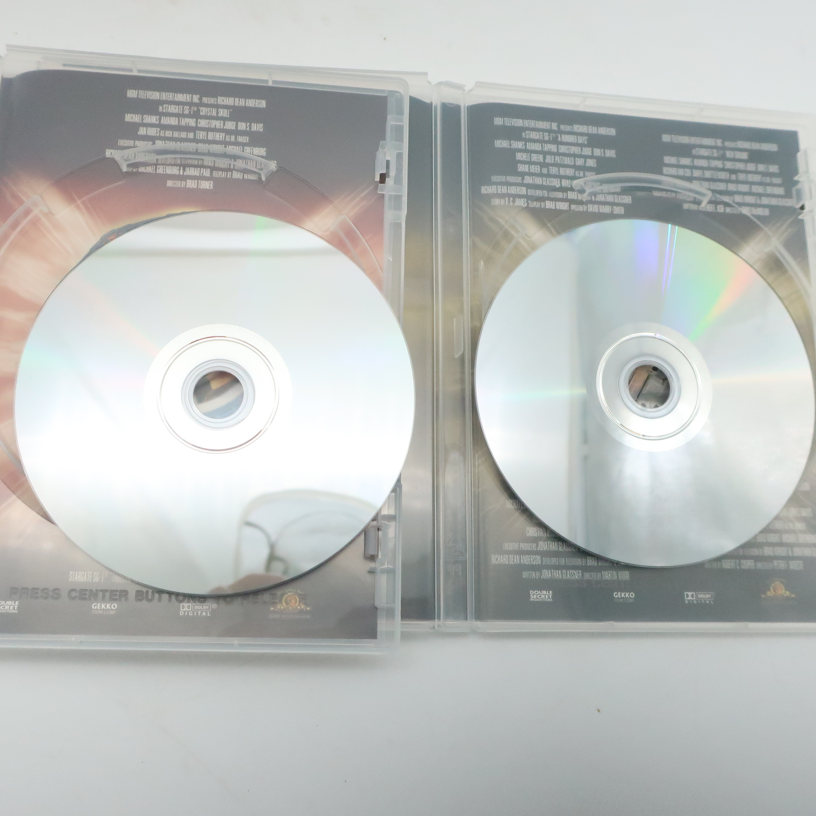 Ensemble de 28 DVD " Stargate SG-1 " MGM Très bon état - Vue 14 - 