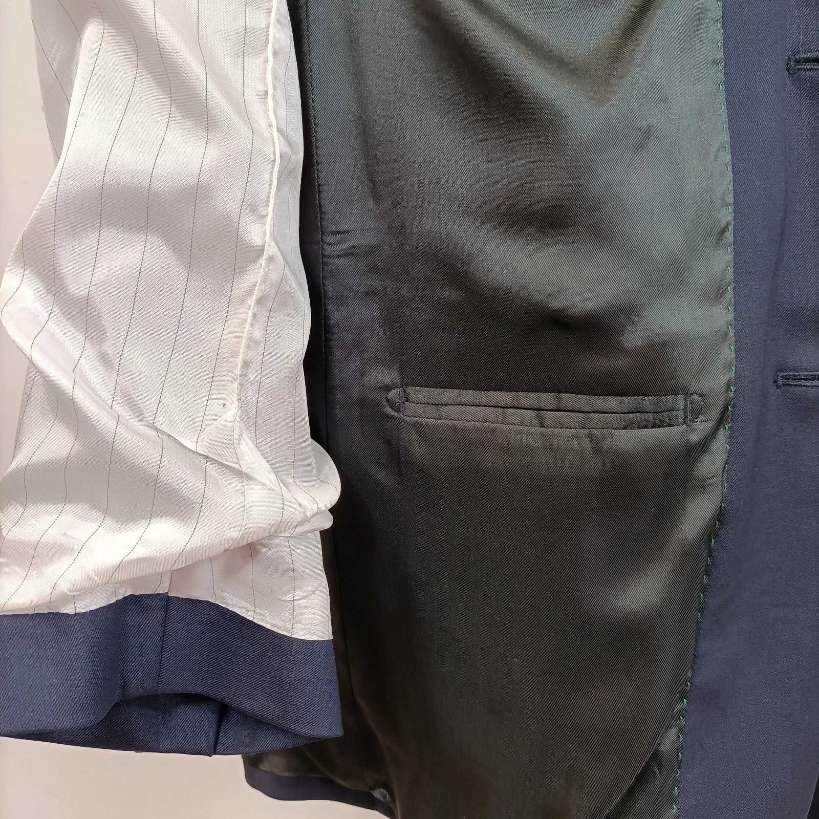 Voir photo 13 de Veste de costume bleu marine Cambridge taille 50 Veste de costume bleu marine Cambridge taille 50 Bon état - Vue 13 -