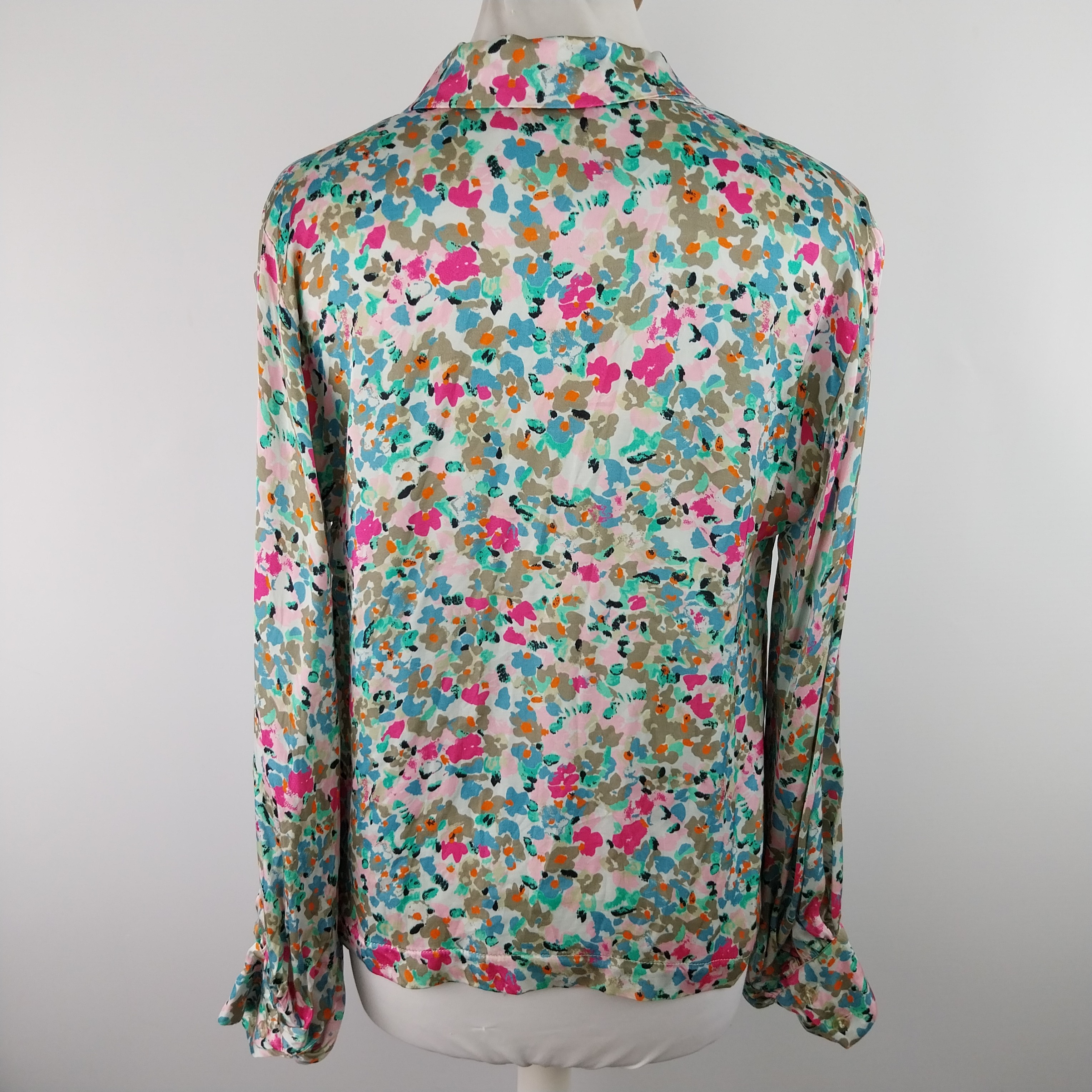 Voir photo 5 de Chemise - IMPREVU - XS Chemise - IMPREVU - XS Comme neuf - Vue 5 -
