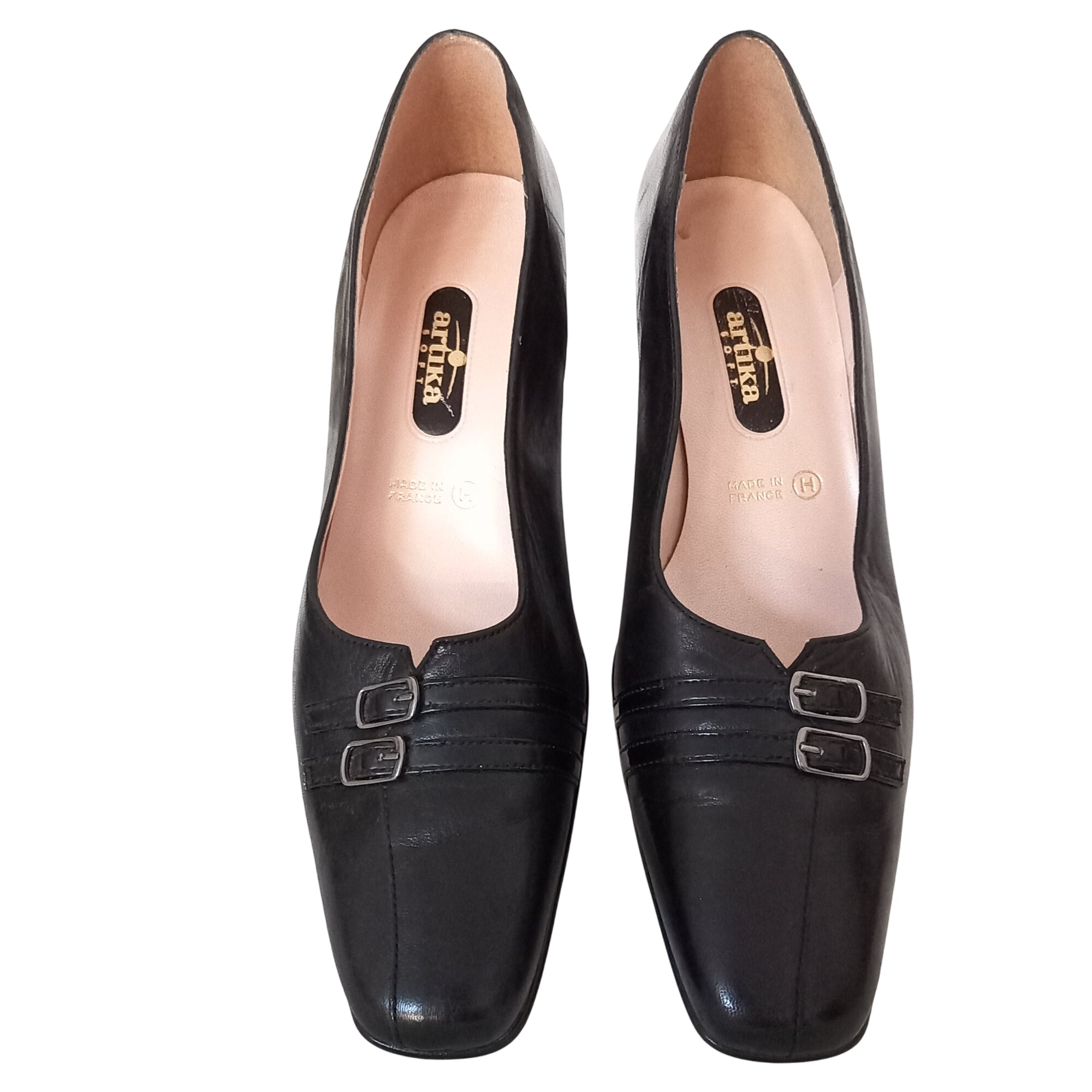 Acheter Chaussures femme à talons noir Artika Soft pointure 41 - 33,00 € Chaussures femme à talons noir Artika Soft pointure 41 - reconditionné disponible sur Label Emmaüs