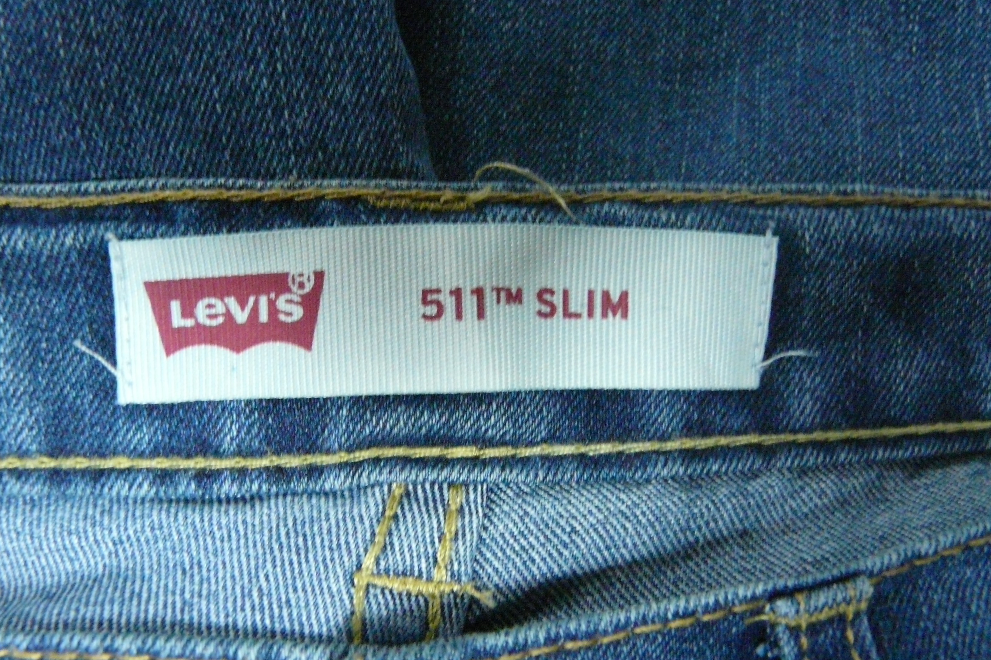 E39 - Jean slim 511 - Levi Strauss & Co - Âge 8 ans Très bon état - Vue 6 - 