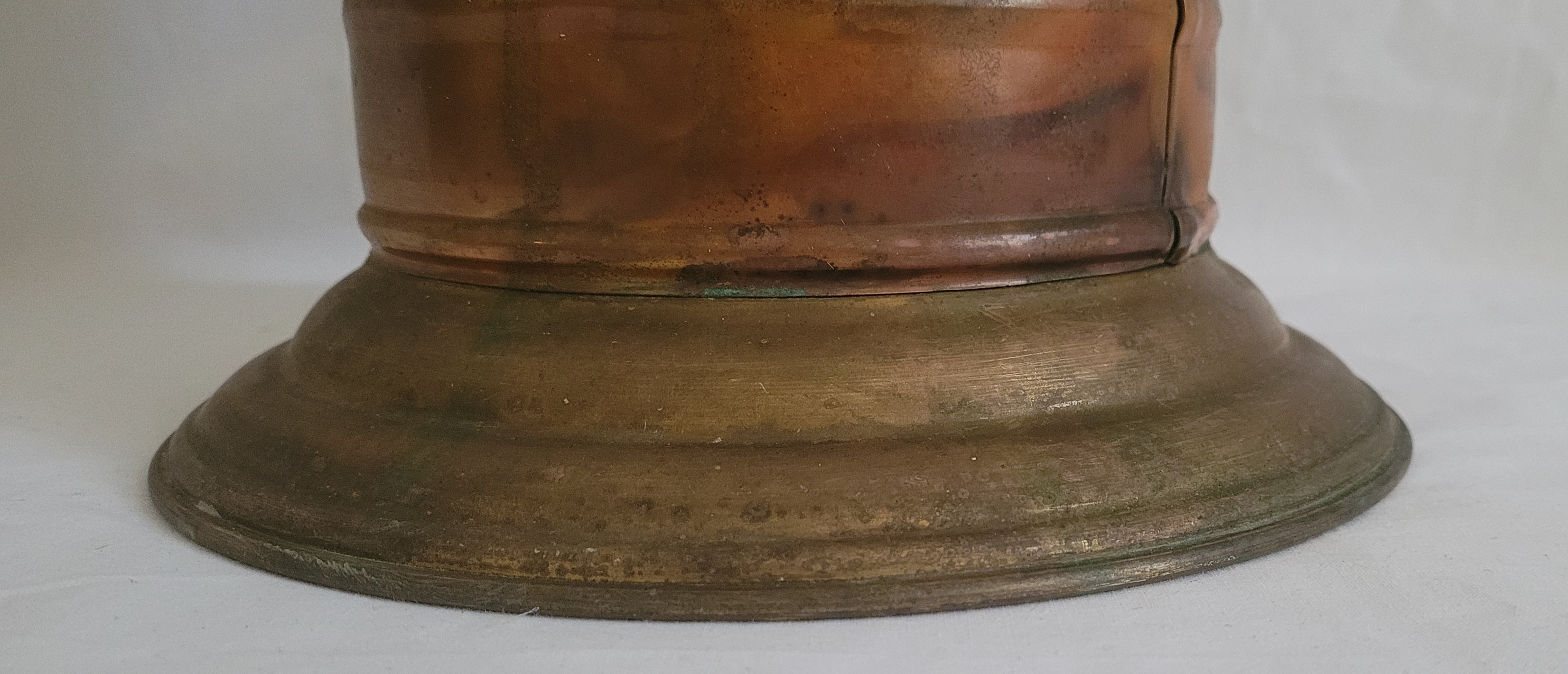 Porte parapluie rond en cuivre et laiton - Bon état - Photo 6