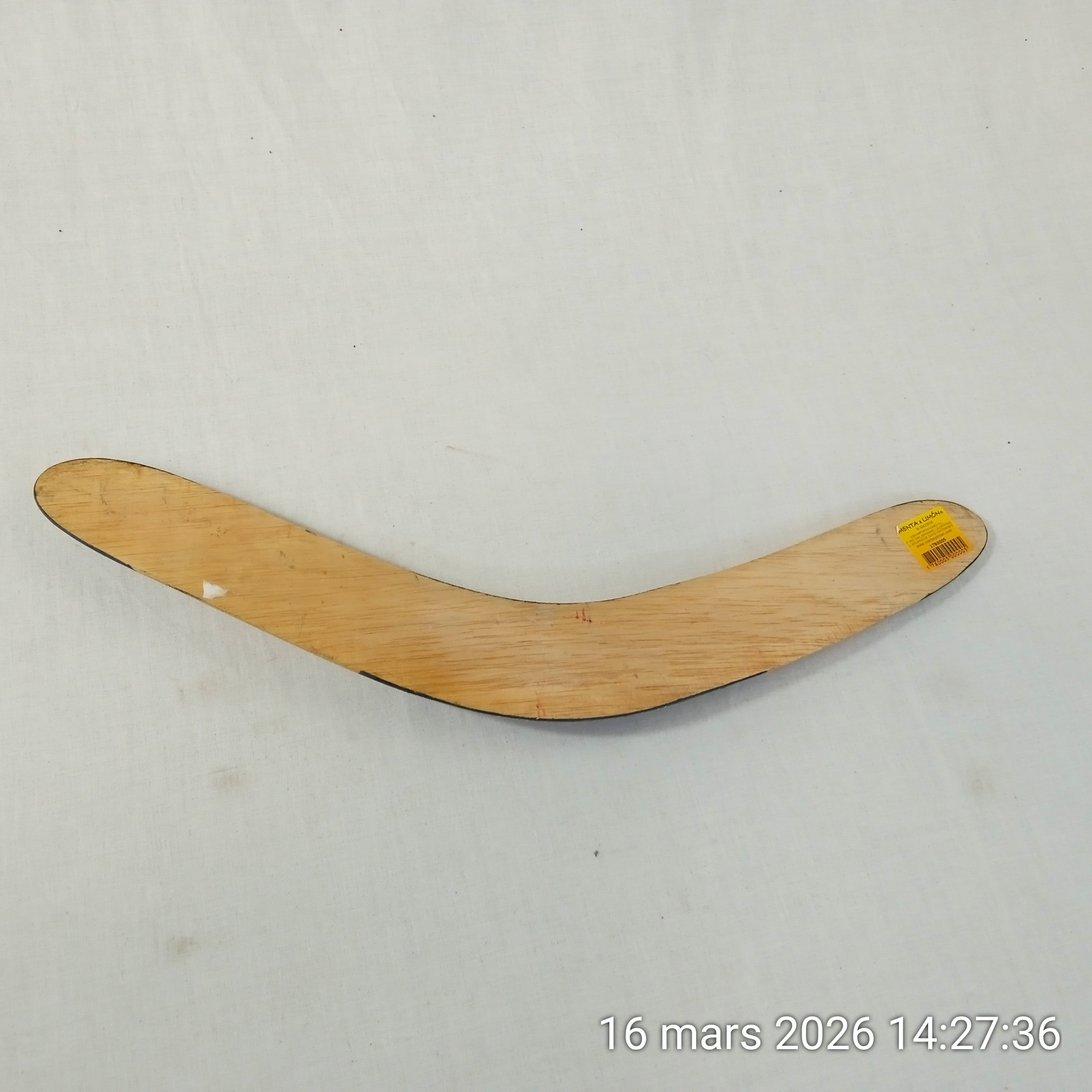 Voir photo 3 de Boomerang Salamandre en bois 40 cm Boomerang Salamandre en bois 40 cm Très bon état - Vue 3 -