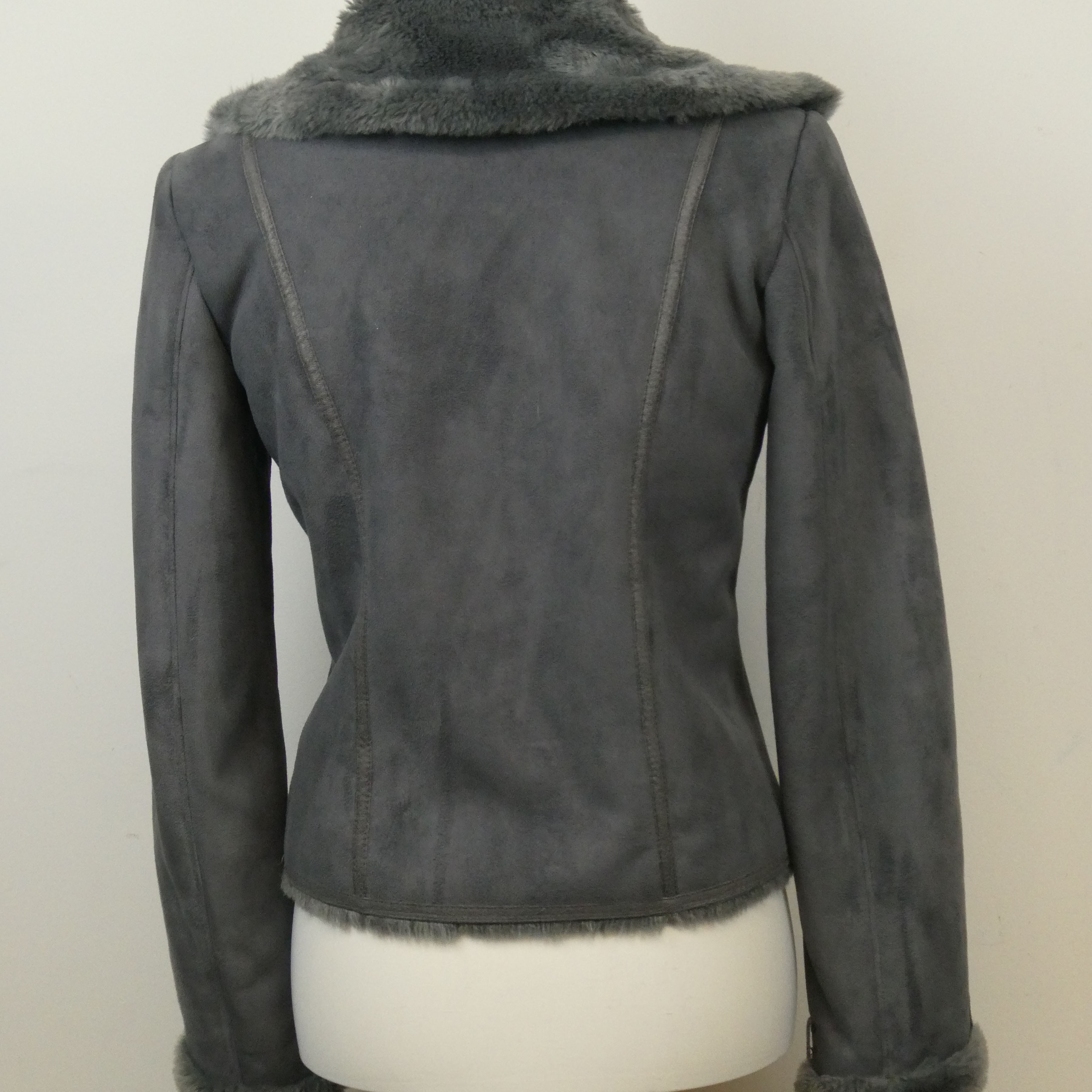 Balmain veste grise fourrure vintage - taille 36 - Photo 7