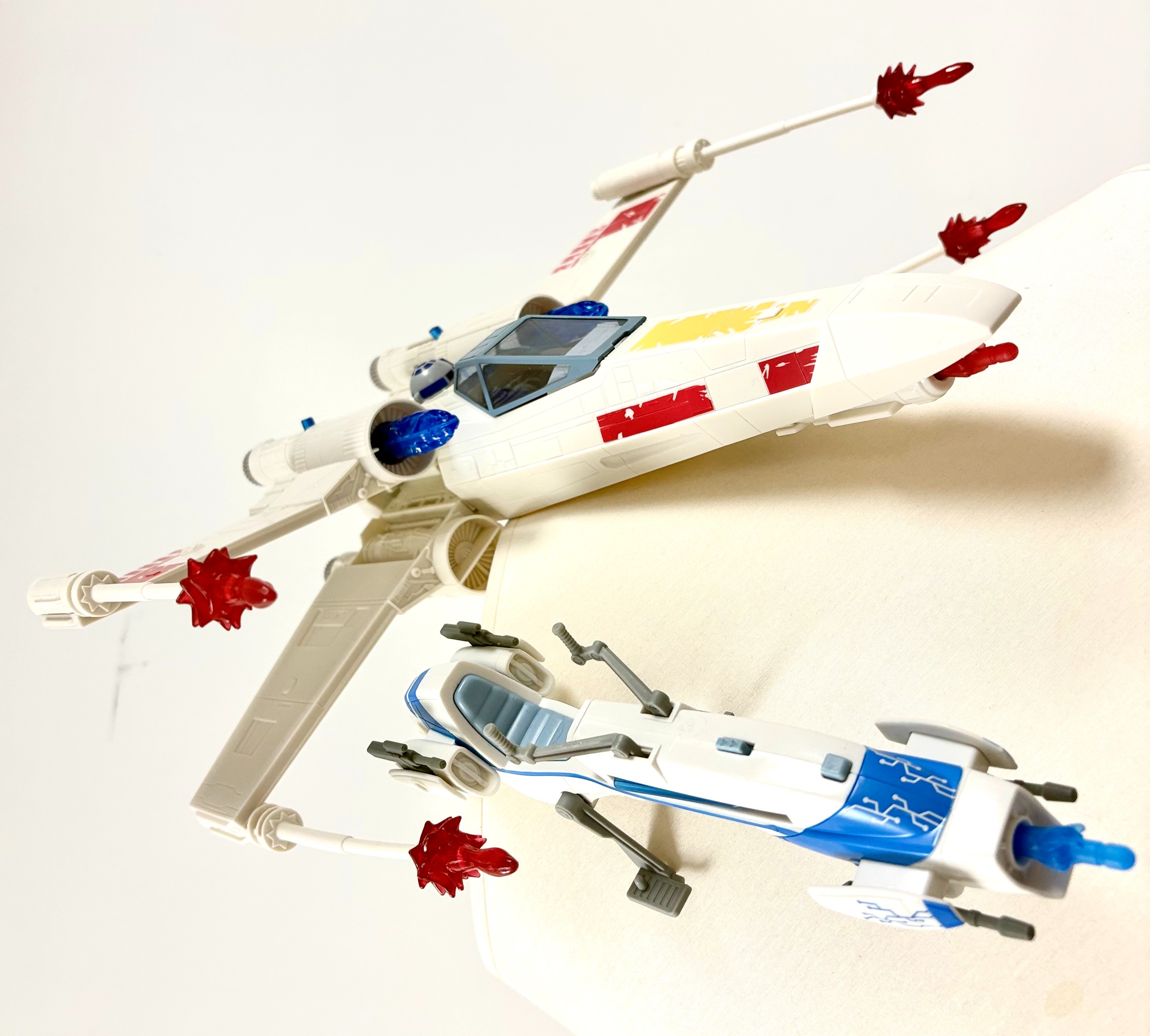 Vaisseau Star Wars X Wing grand modèle 58 cm Hasbro Luke Skywalker Bon état - Vue 3 - 