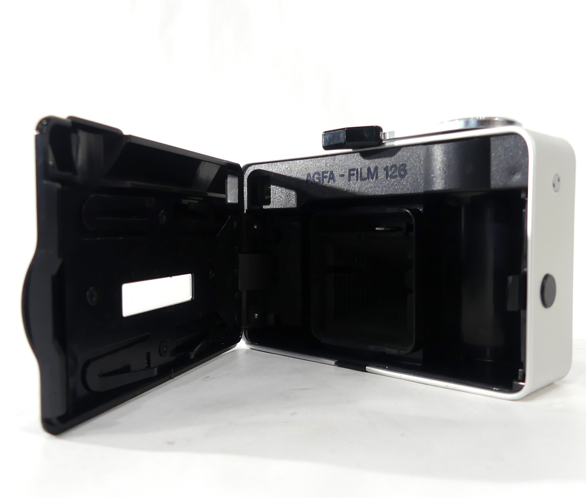 Appareil photo argentique Agfa Agfamatic 200 à capteur 126 - Très bon état - Photo 10