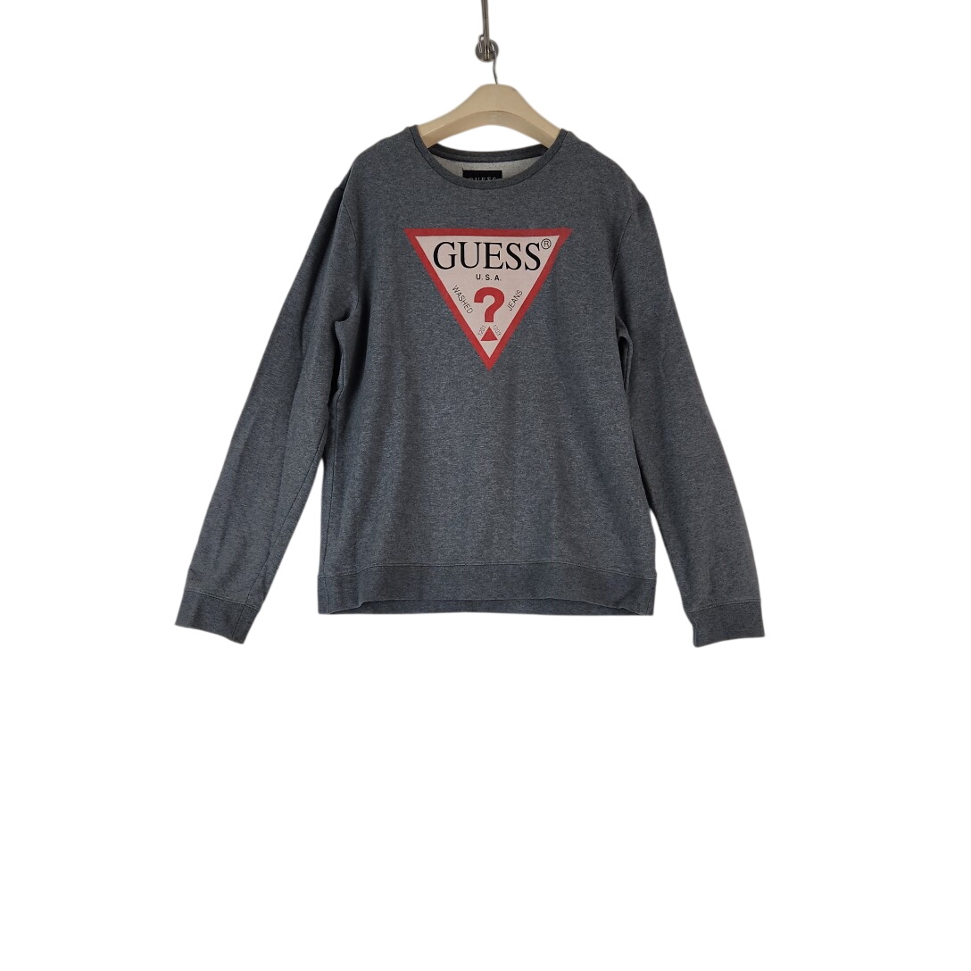 Guess - Pull gris en coton - Taille L mesure carrure poitrine = 52 cm longueur= 64 cm Très bon état -  reconditionné disponible sur Label Emmaüs