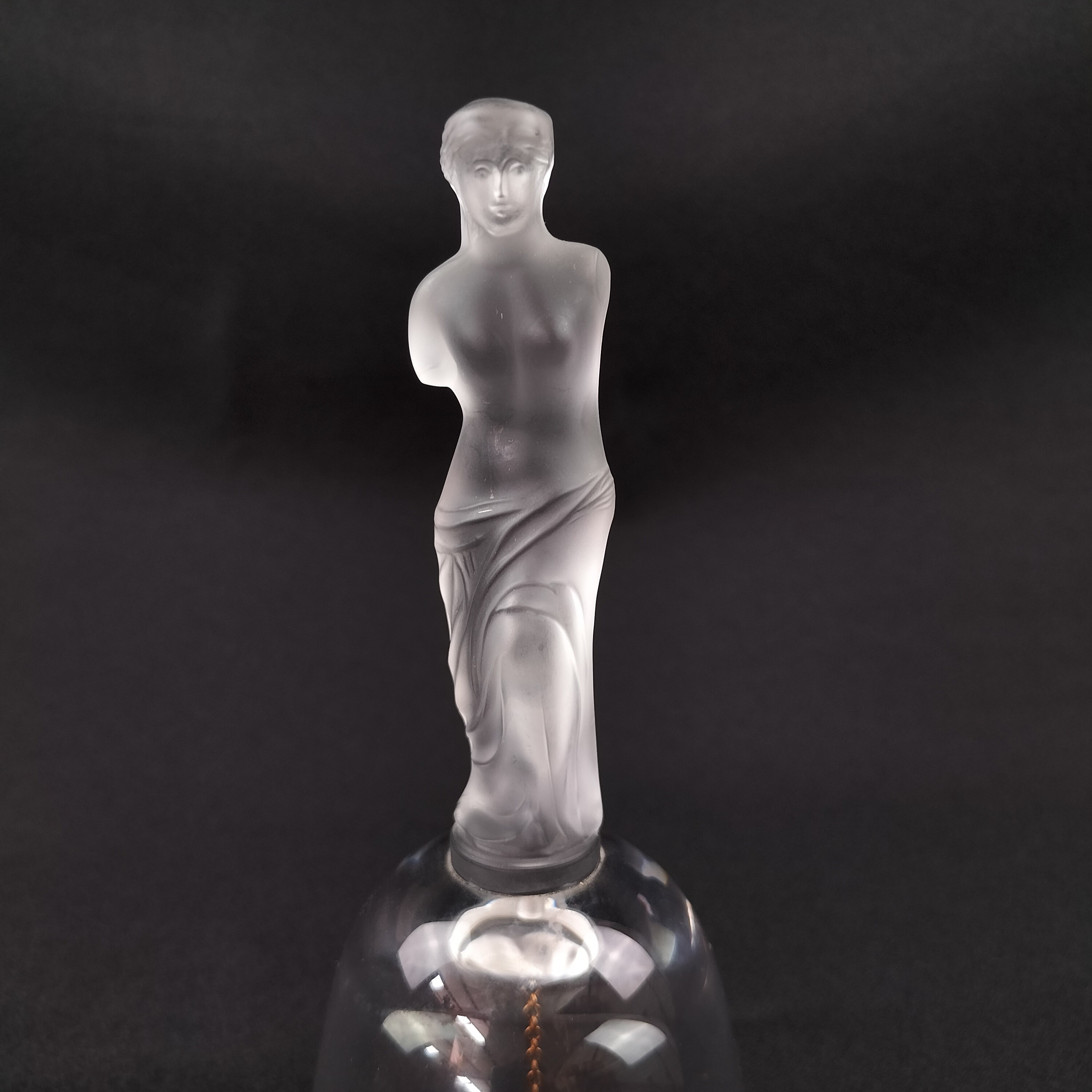 🔔 Cloche en verre avec poignée Vénus de Milo - Photo 1