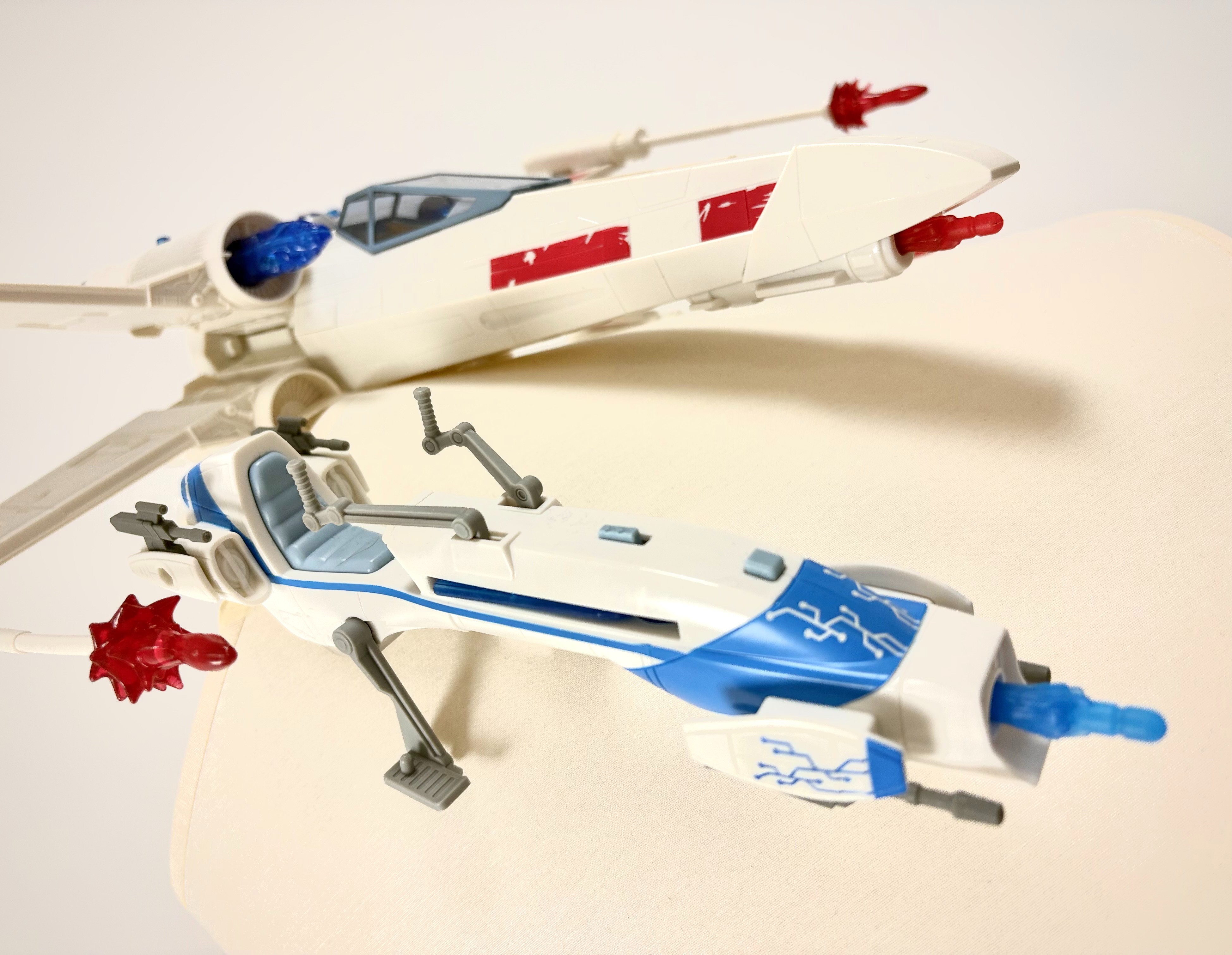 Vaisseau Star Wars X Wing grand modèle 58 cm Hasbro Luke Skywalker Bon état - Vue 5 - 