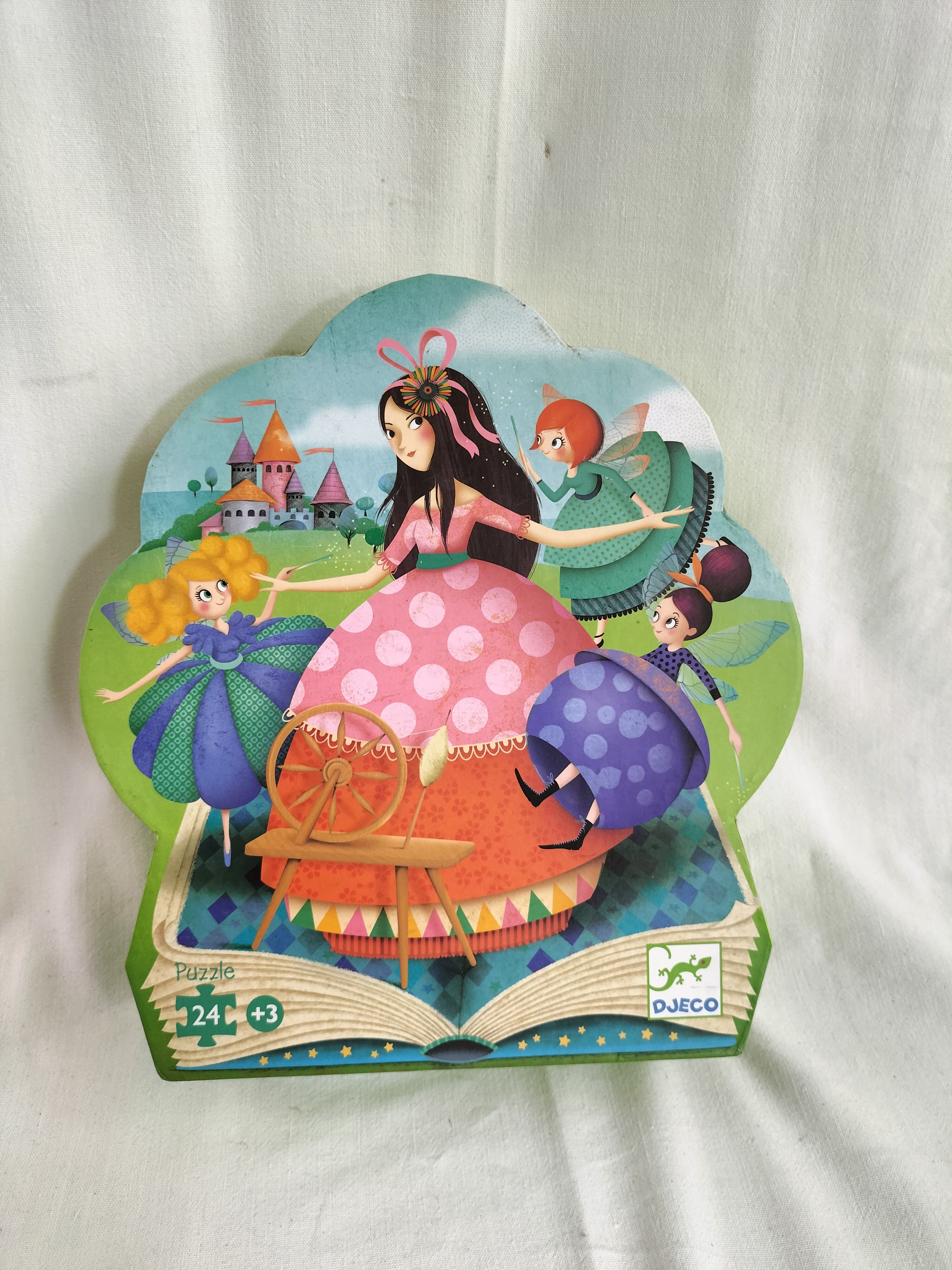 Voir photo 23 de Lot de 5 puzzles silhouettes Djeco pour enfants – Univers contes et poésie vintage Lot de 5 puzzles silhouettes Djeco pour enfants – Univers contes et poésie vintage Bon état - Vue 23 -