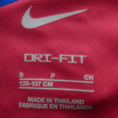 Short de sport bleu et bordeaux - Garçon - NIKE - Taille 8-9 ans - Photo 3