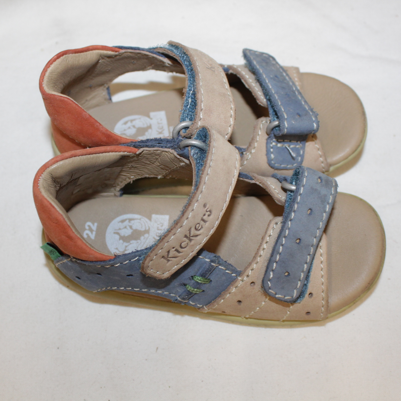 Chaussures pour enfant taille 21 - Kickers Gugus marine rouge Très bon état - Vue 2 - 