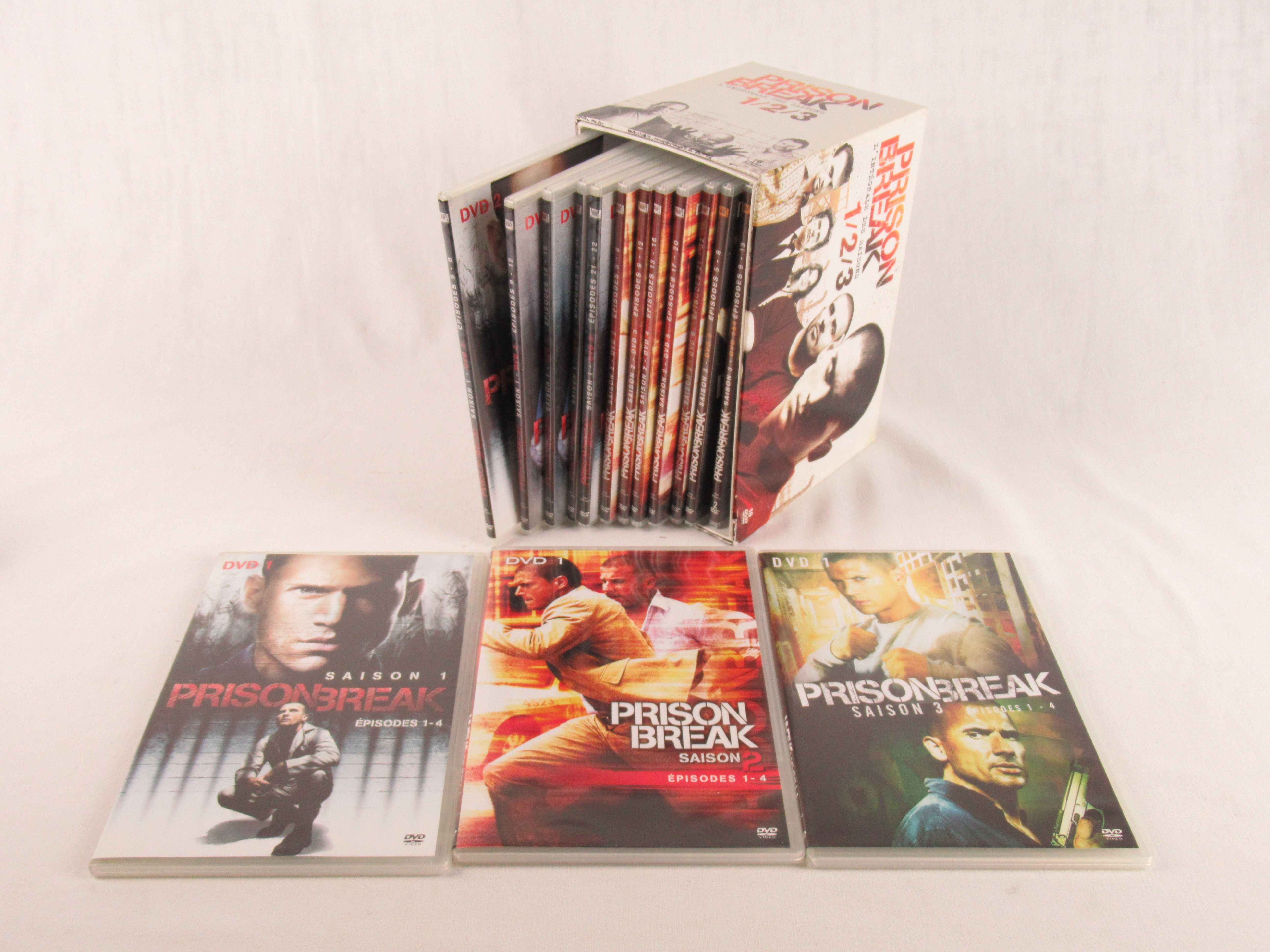 Voir photo 3 de Prison Break - L'intégrale des saisons 1 à 3 Prison Break - L'intégrale des saisons 1 à 3 Bon état - Vue 3 -