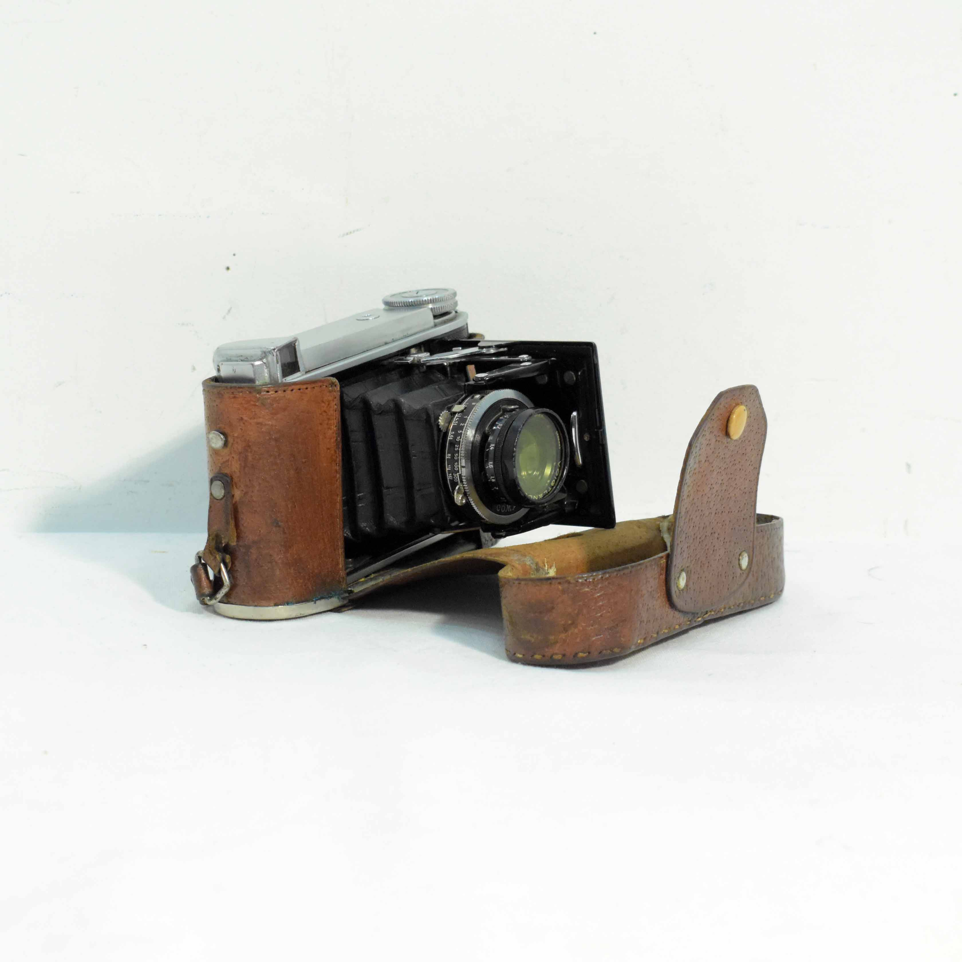 Voigtlander® Bessa 66 - Appareil Photo Argentique - État correct sur Label Emmaüs