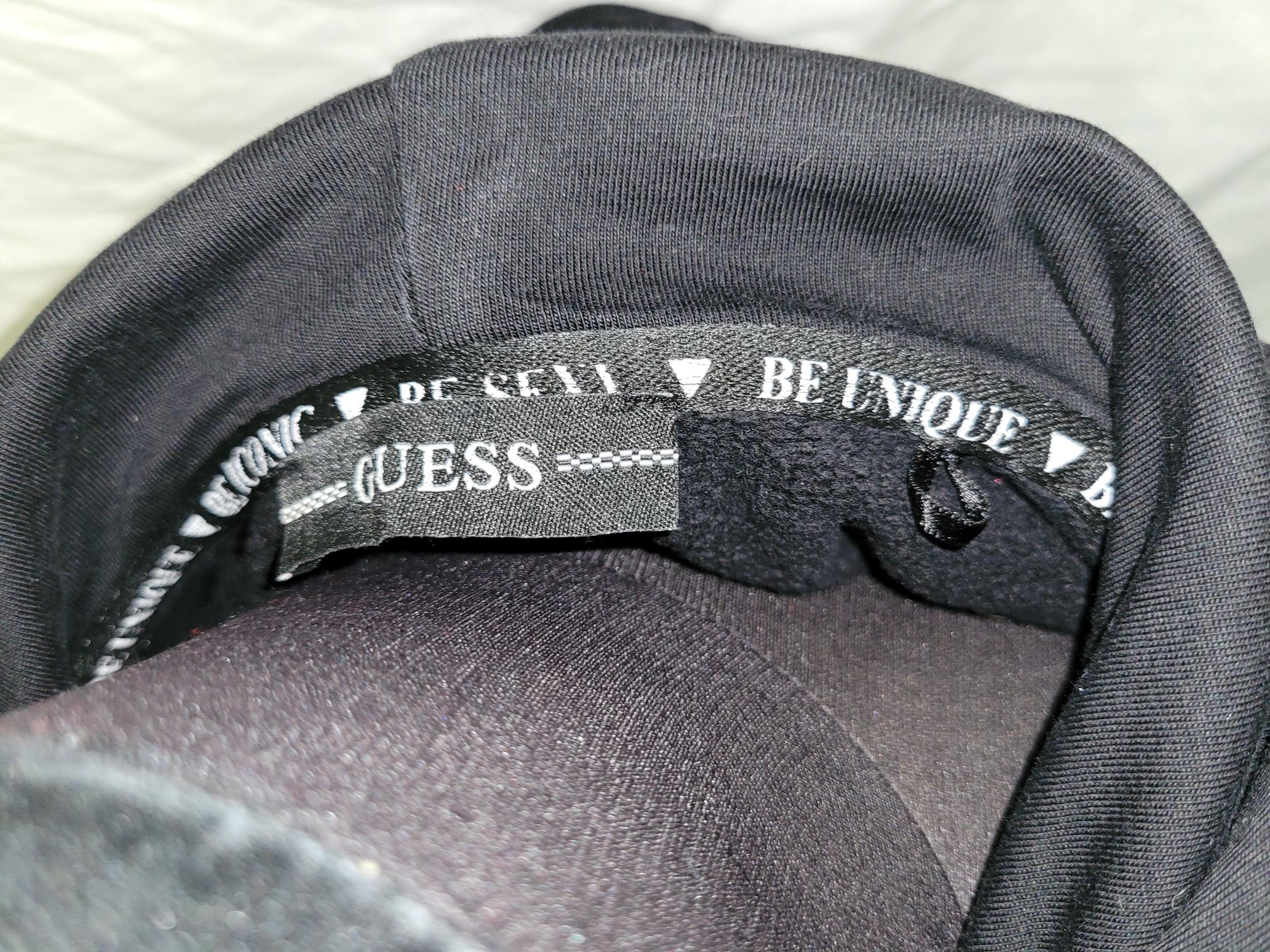 Sweat à capuche Guess 