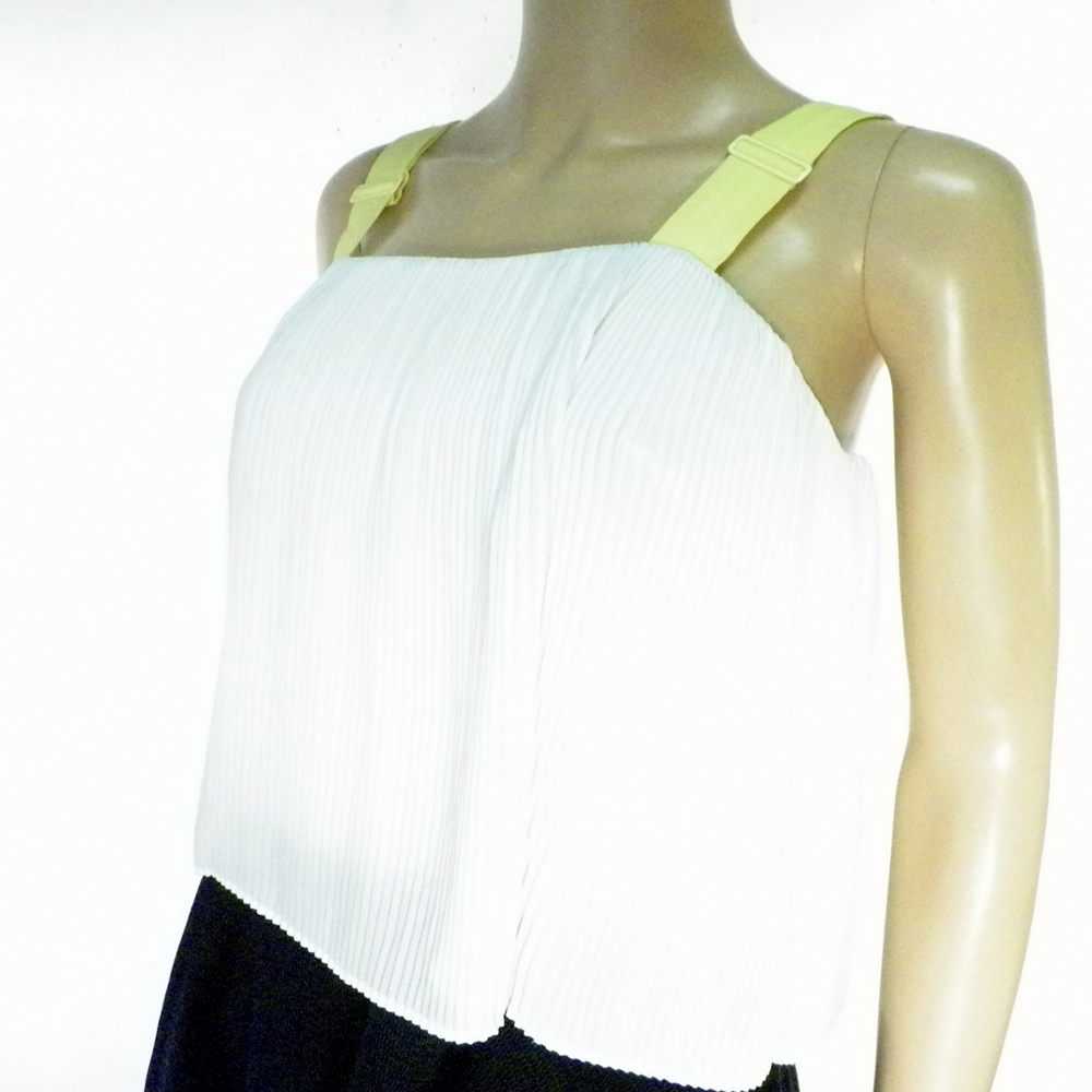 Robe Courte Noir/Blanc SANDRO Taille Estimée 38 Bon état - Vue 2 - 