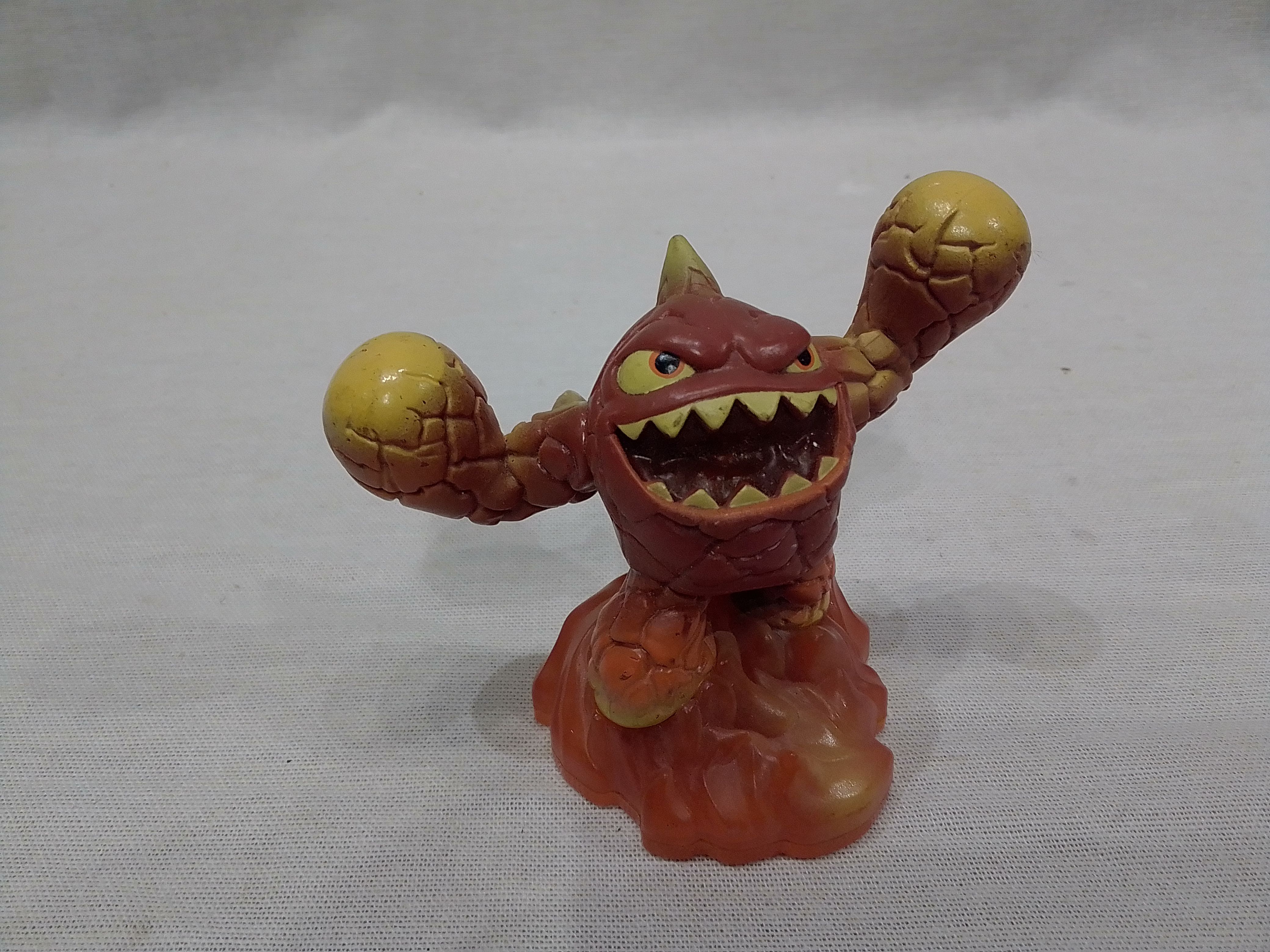 Figurine Skylanders Giants: Eruptor - Bon état sur Label Emmaüs