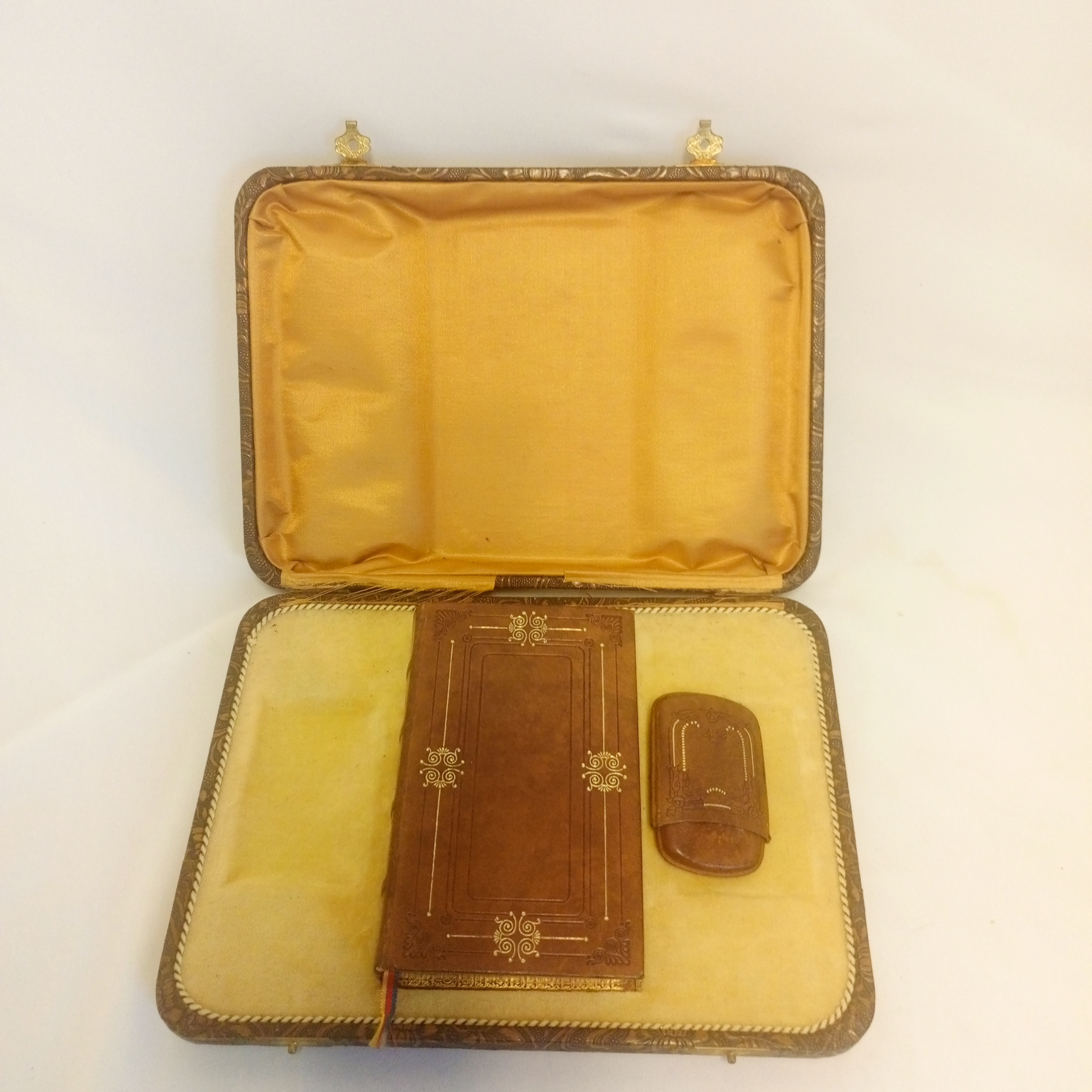 Ancien Coffret avec Missel  - Photo 1