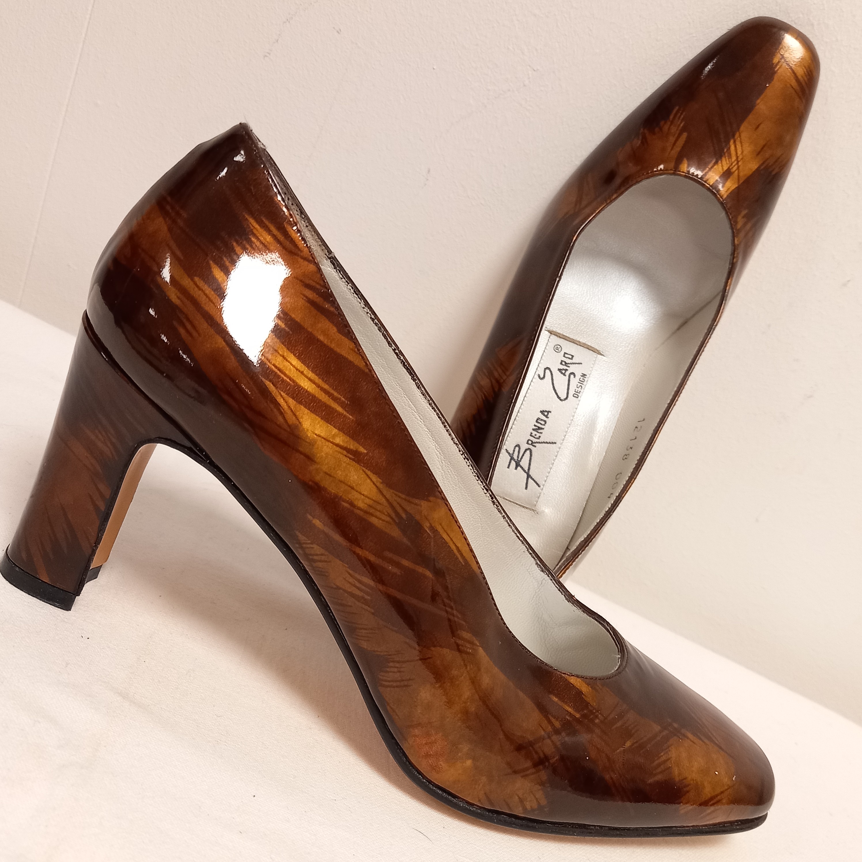 Chaussures à talons vernis marron- Brenda Zaro- P: 36.5 Bon état - Vue 2 - 