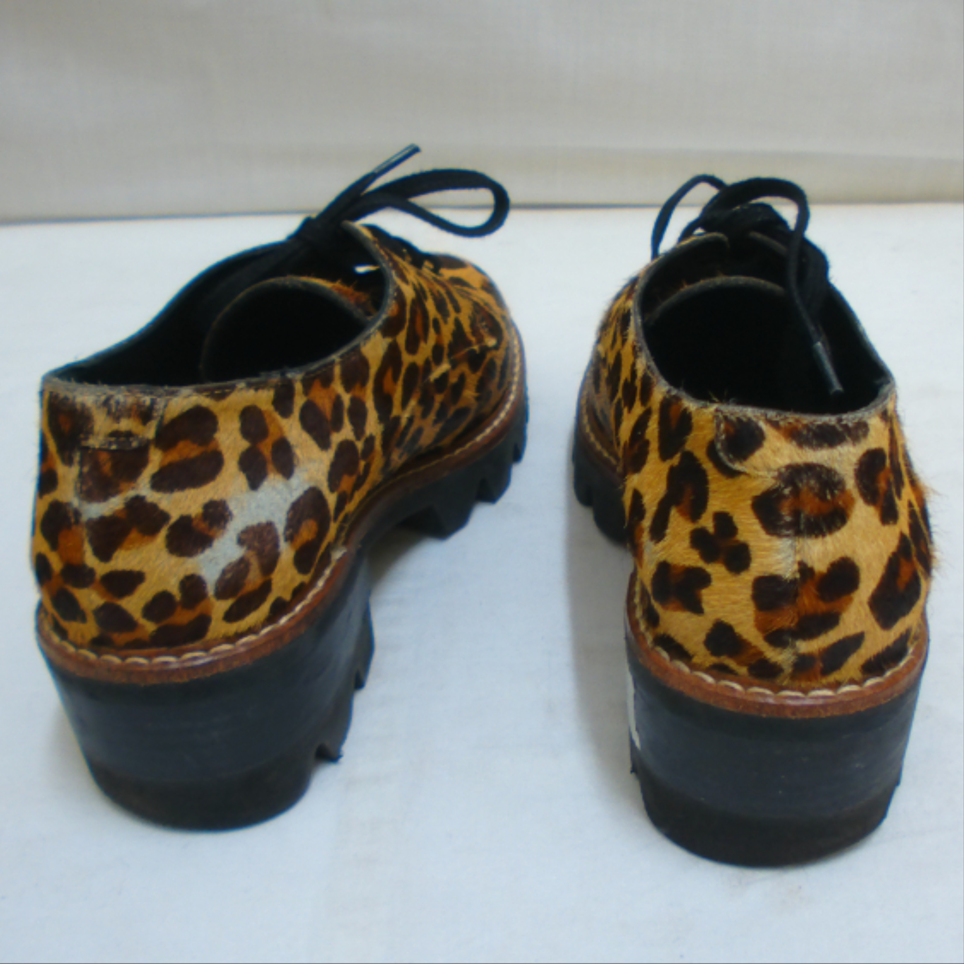 Voir photo 5 de Chaussure MINELLI, motifs léopard, pointure 36 Chaussure MINELLI, motifs léopard, pointure 36 - Vue 5 -