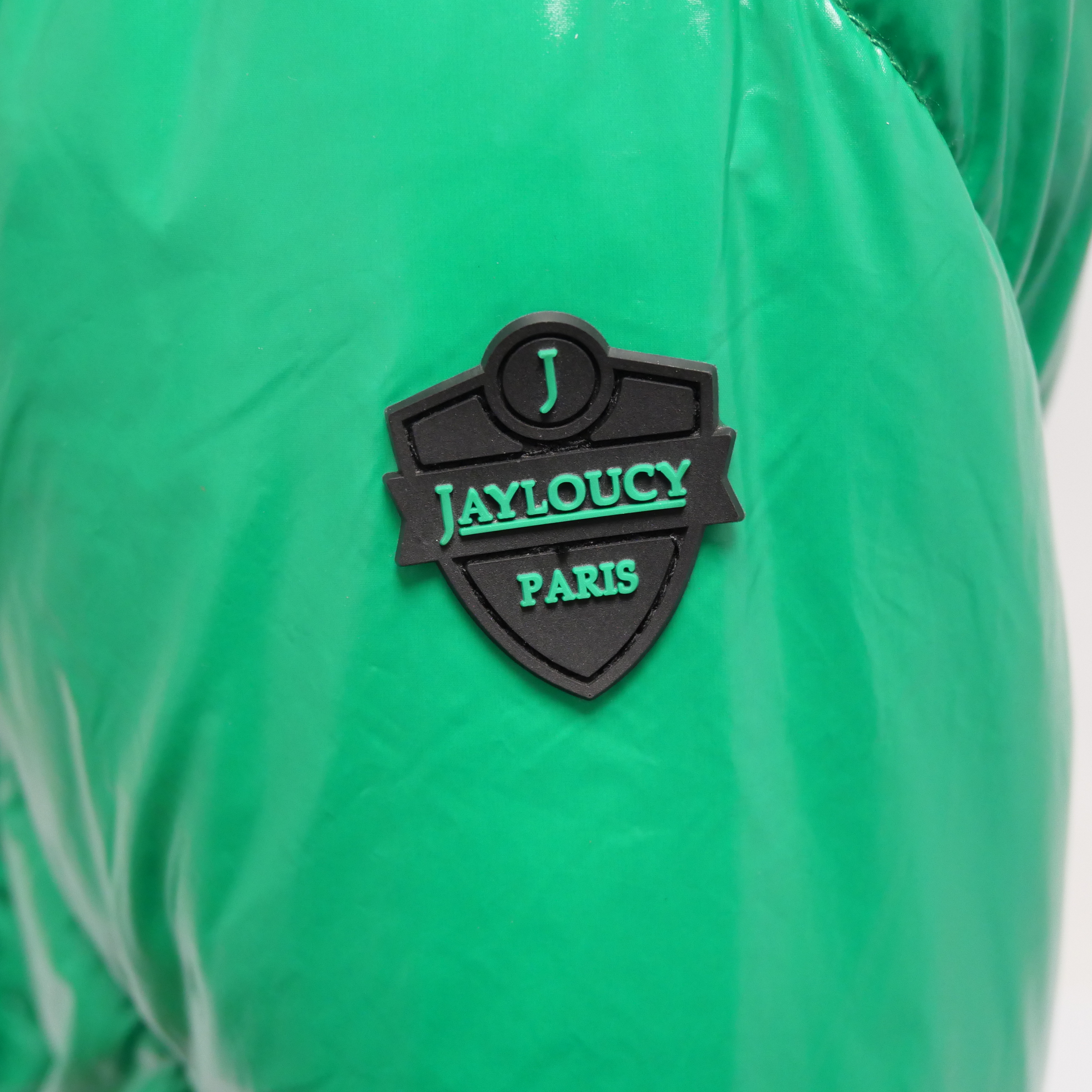 Voir photo 4 de Doudoune femme déperlante à capuche vert JAYLOUCY Doudoune femme déperlante à capuche vert JAYLOUCY Comme neuf - Vue 4 -