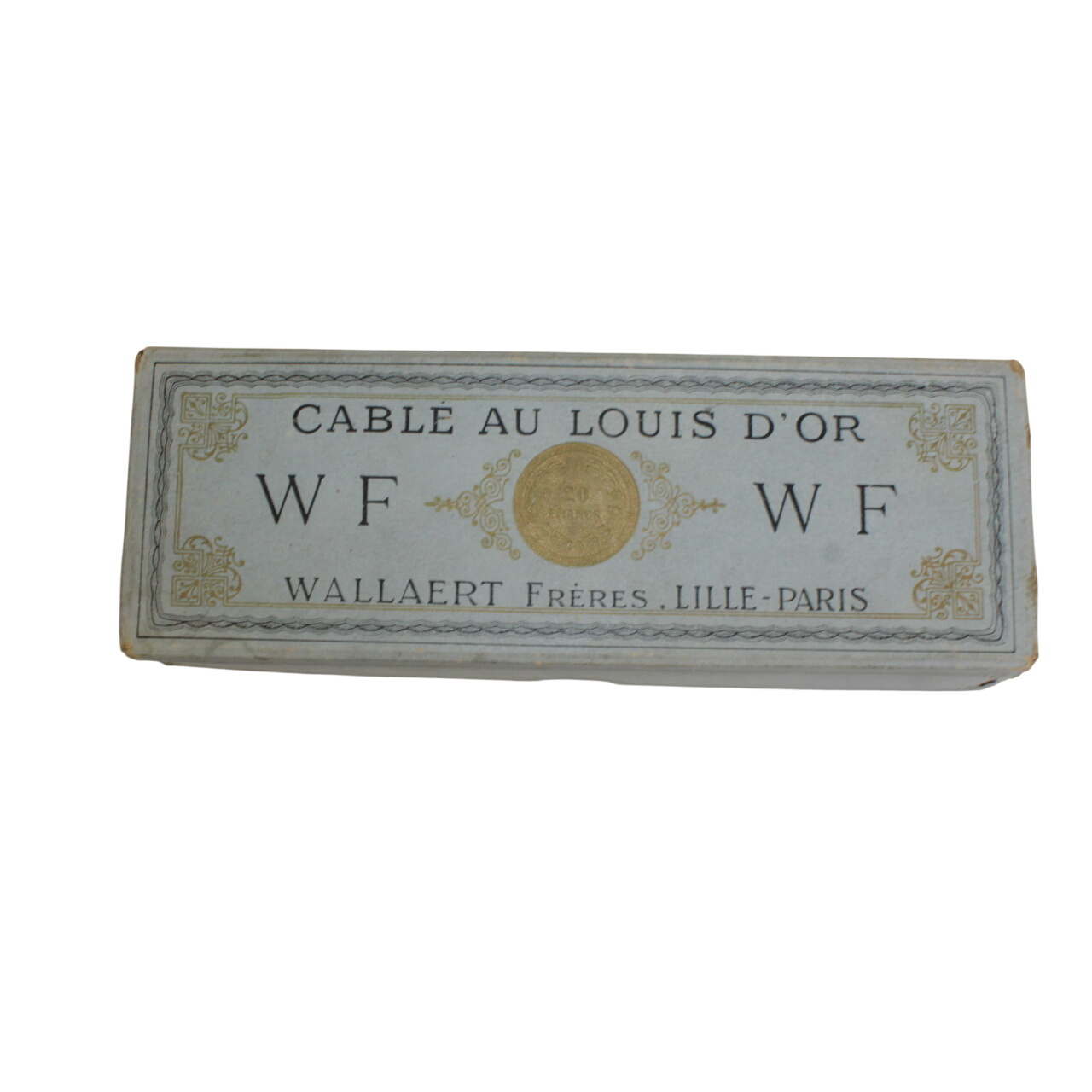 Acheter Boite de bobines de fils blanc "Cable au Louis d'or" Bon état - 40,00 € Boite de bobines de fils blanc "Cable au Louis d'or" Bon état - reconditionné disponible sur Label Emmaüs