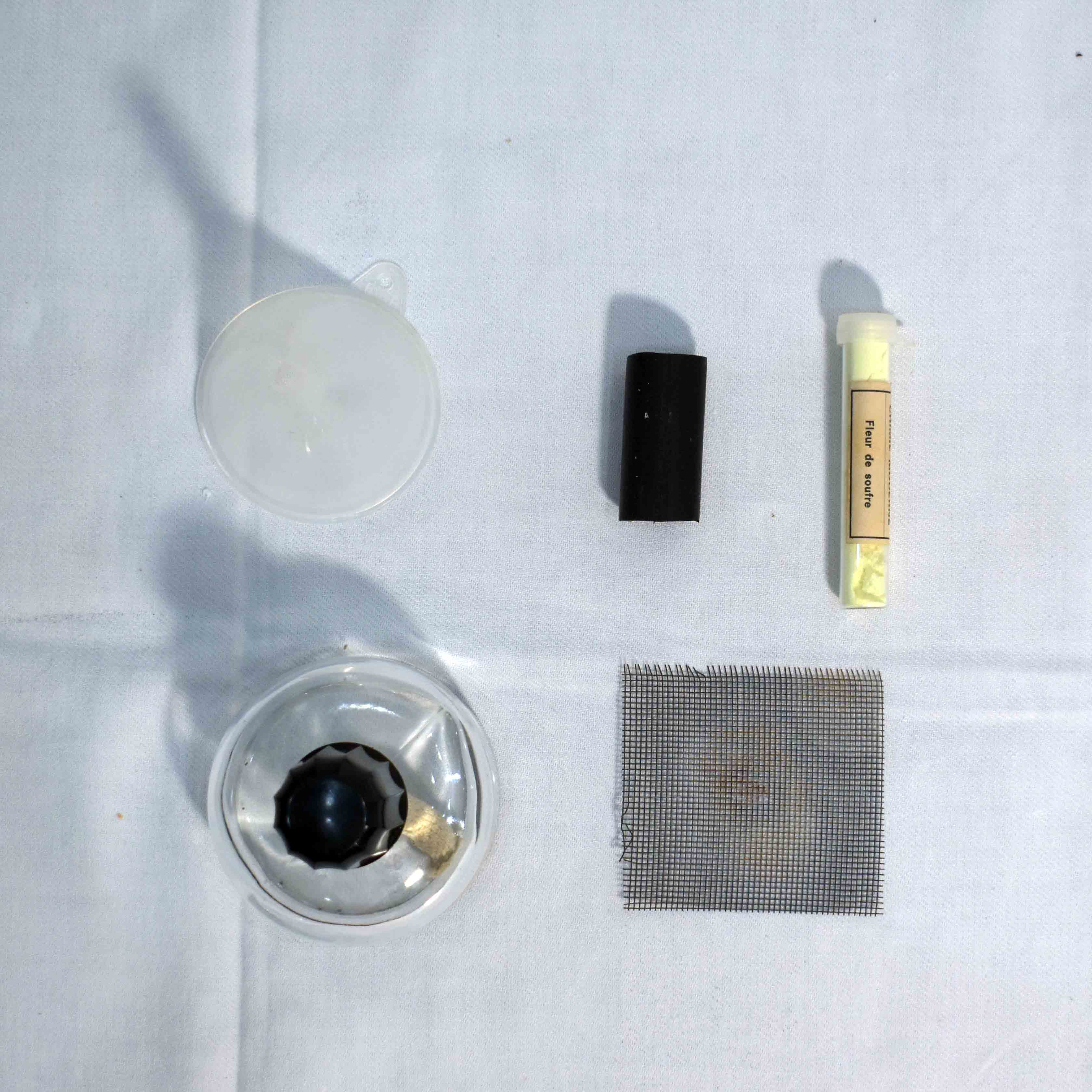 Voir photo 9 de Coffret d'Apprentissage Augmenté - Chimie Expérimentale Coffret d'Apprentissage Augmenté - Chimie Expérimentale Bon état - Vue 9 -