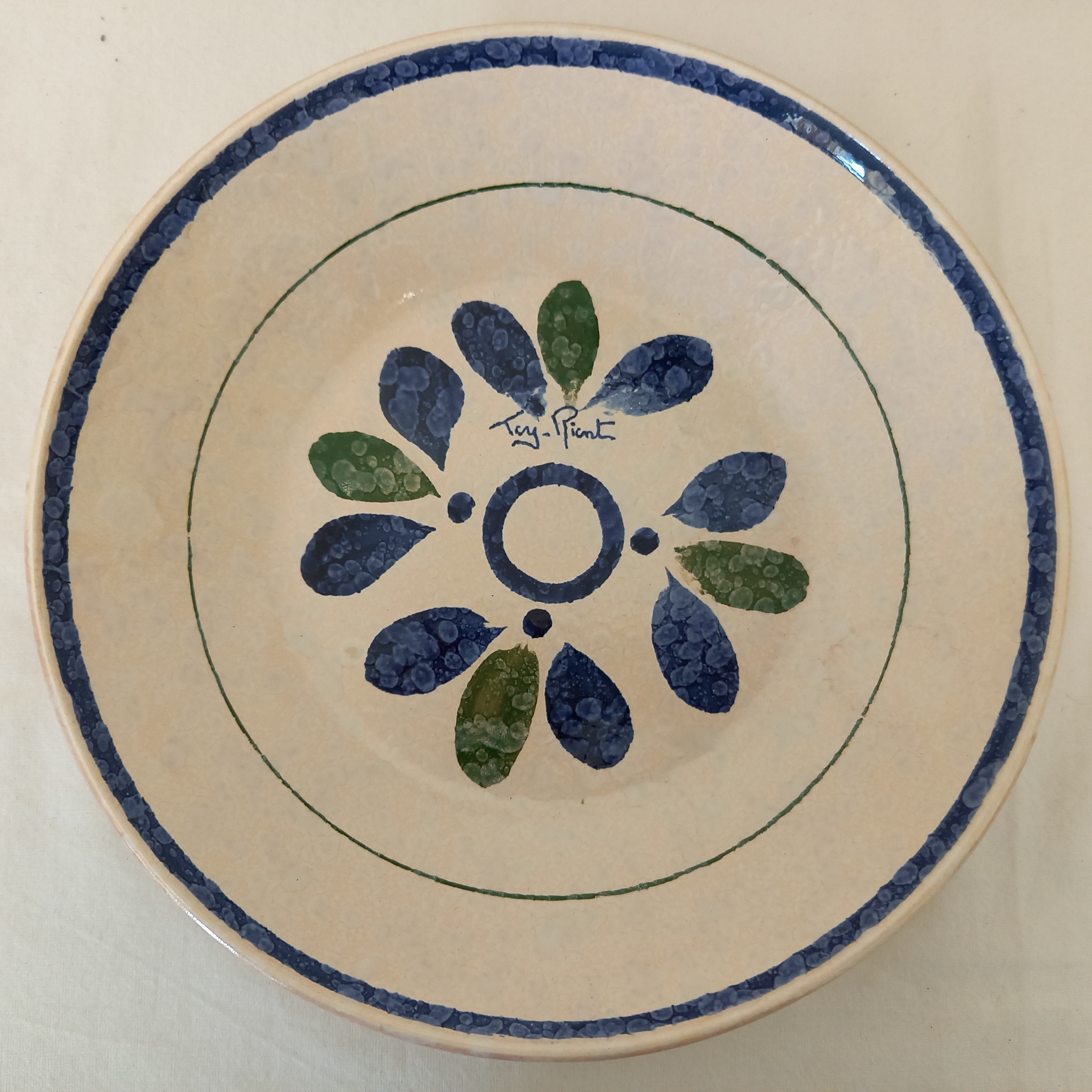 Deux assiettes en céramique signée Toy-Riont de Salins France - Bon état - Photo 9