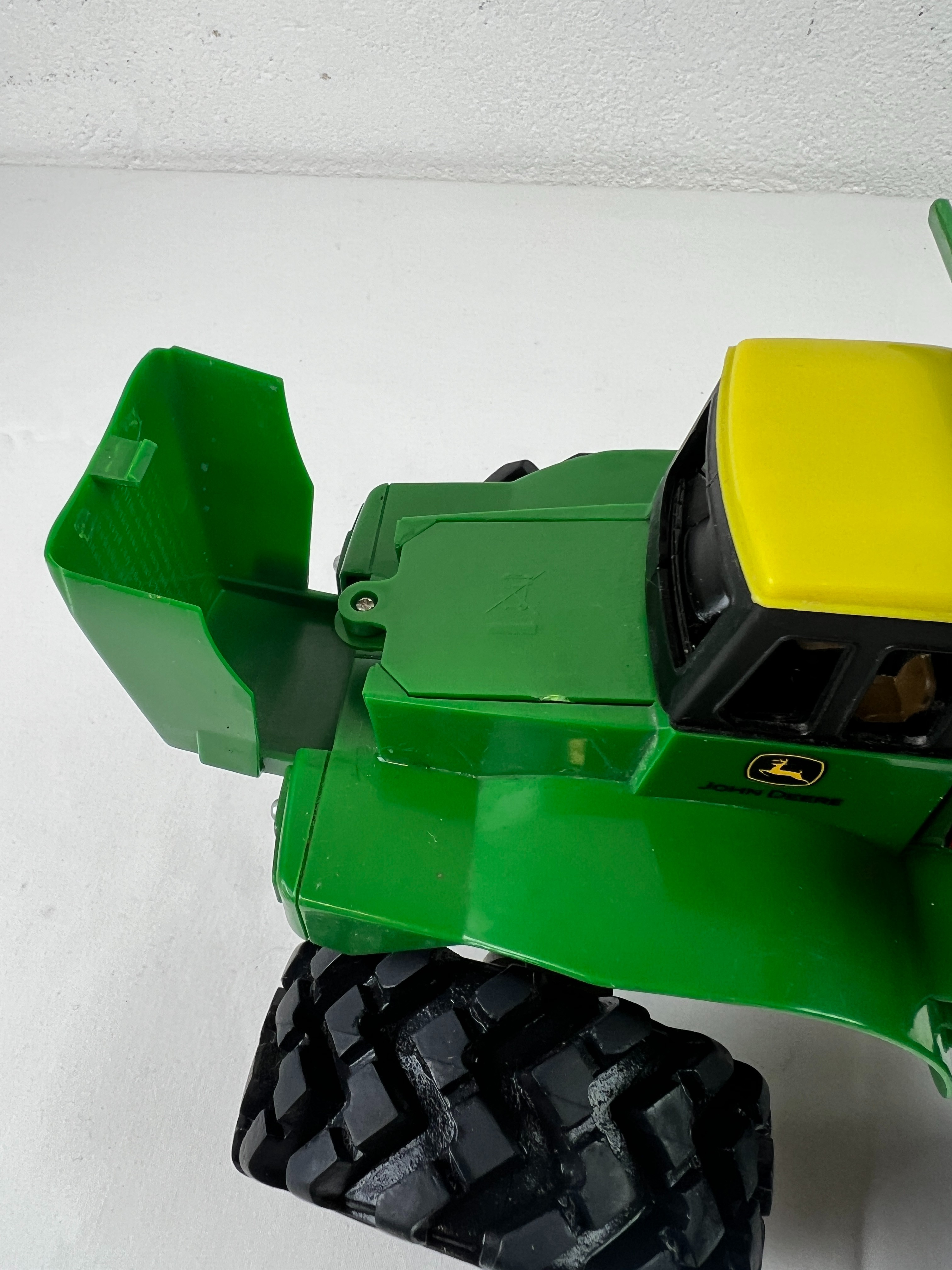 Camion benne basculante John Deere  - Vue 10 - 