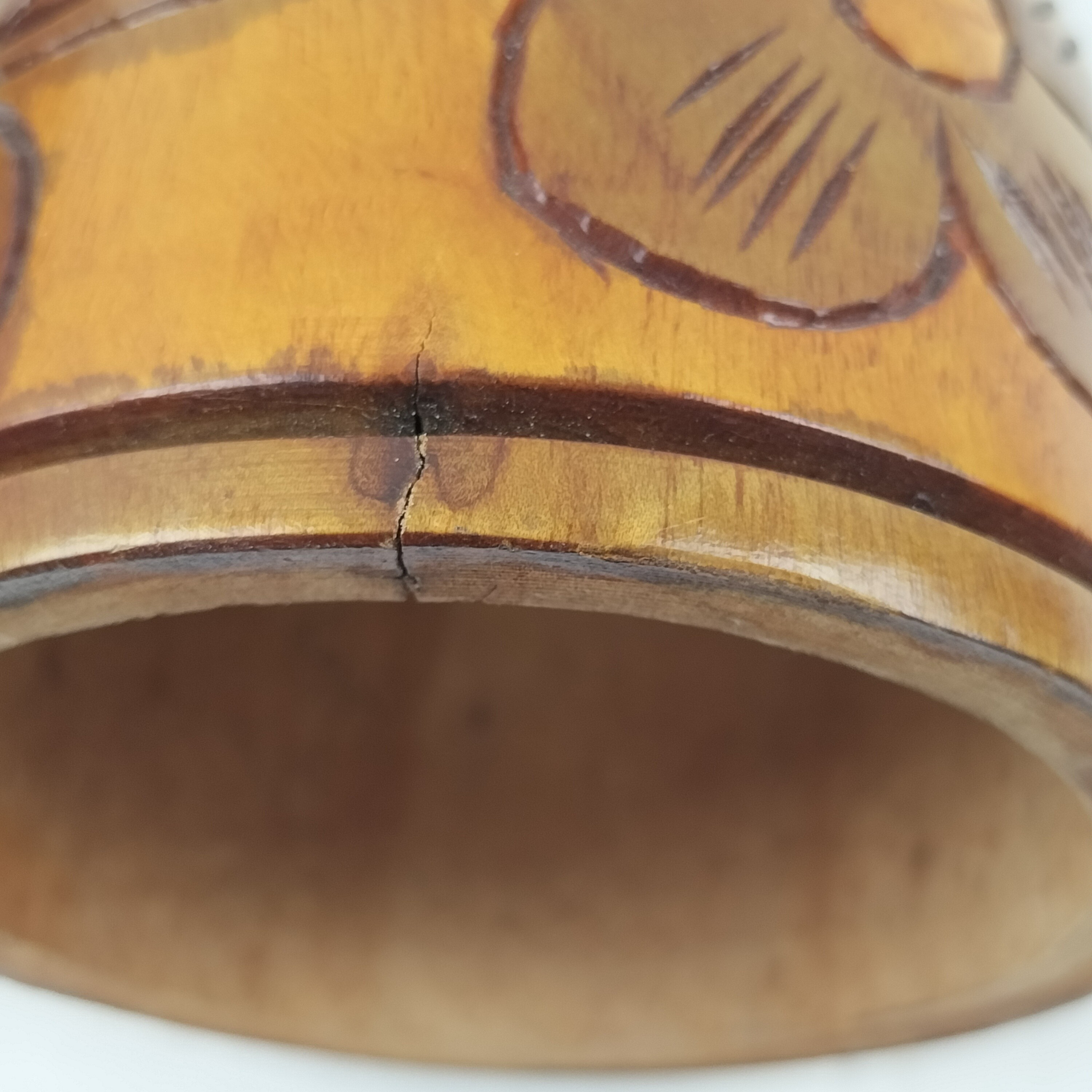 Magnifique porte-bouteille de vin en bois sculpté et peint - Photo 8