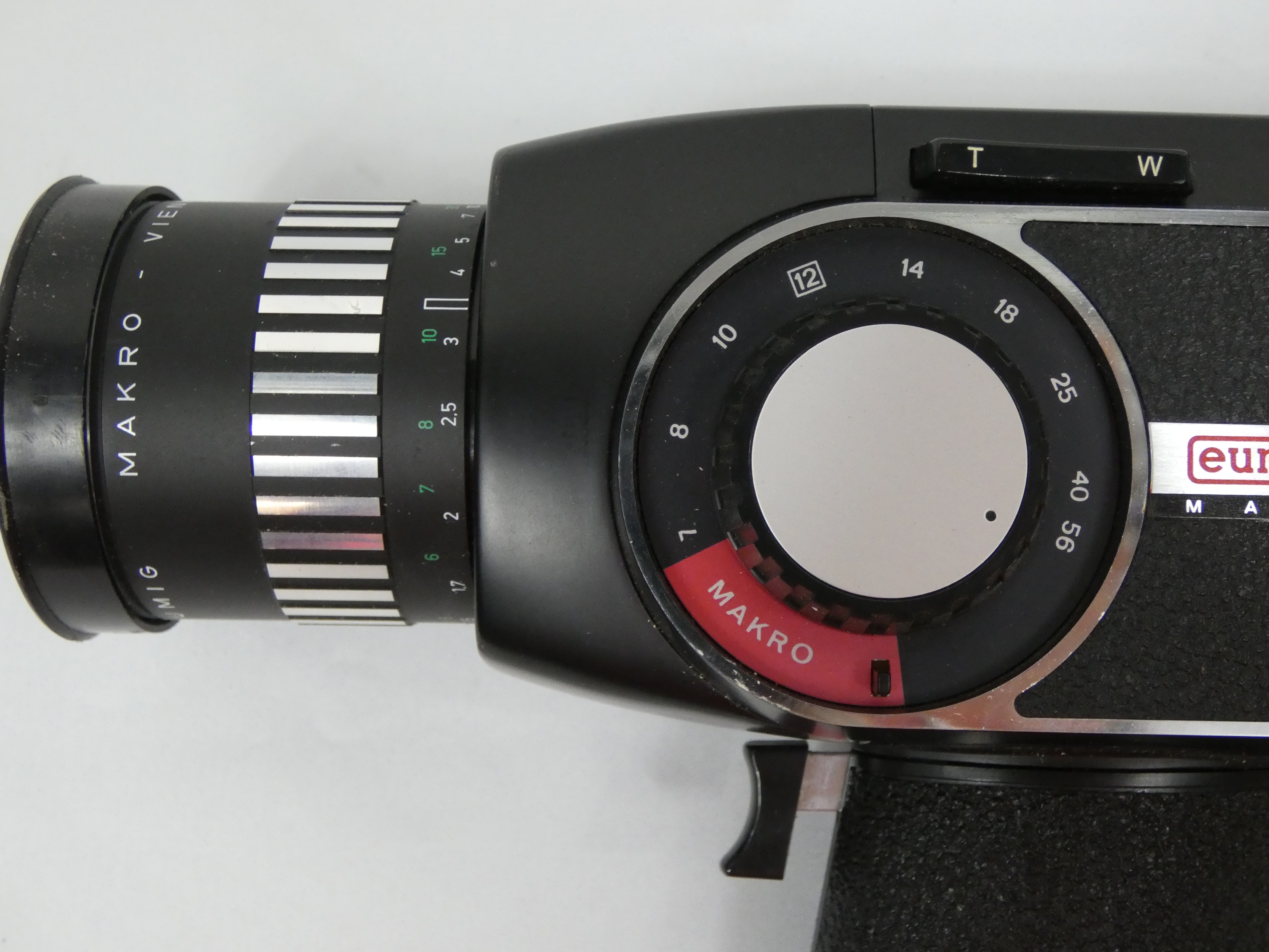 Caméra vintage EUMIG VIENNETTE 8 - Photo 6