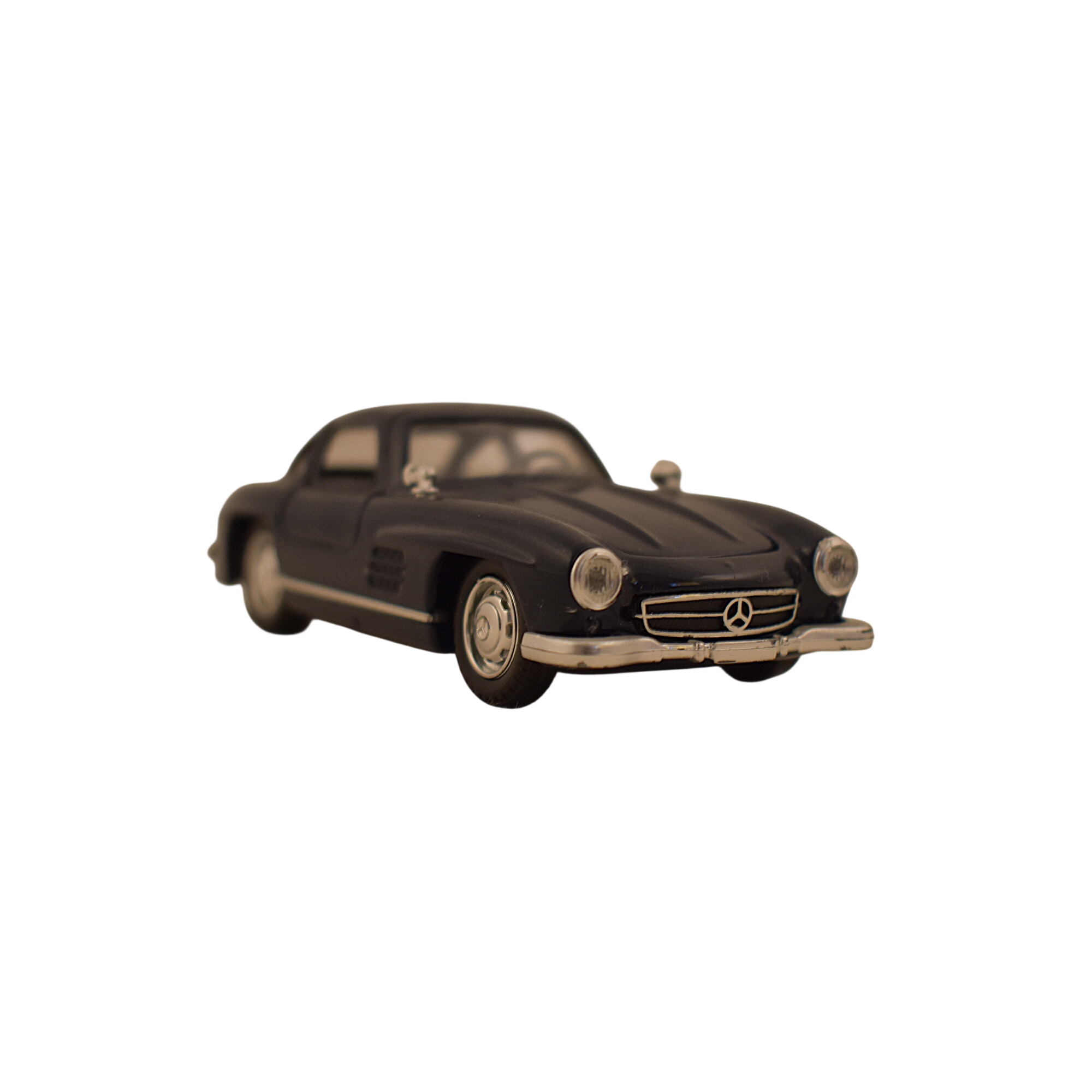 Acheter Solido made in france Mercedes 300 SL 1954 N°4502 1/43.10 84 12 Très bon état - 14,00 € Solido made in france Mercedes 300 SL 1954 N°4502 1/43.10 84 12 Très bon état - reconditionné disponible sur Label Emmaüs