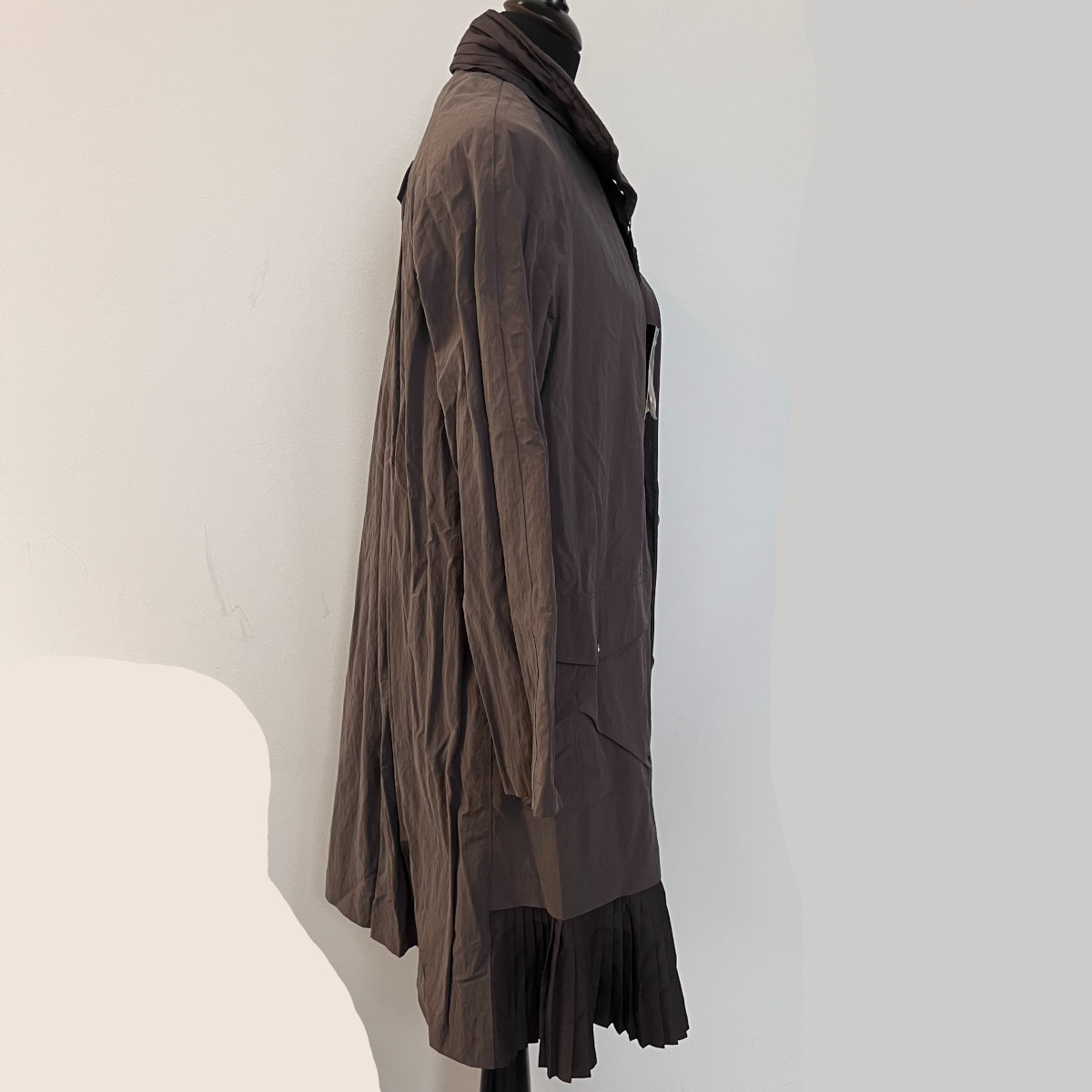 Manteau Et dieu créa la femme T.38 Comme neuf - Vue 4 - 