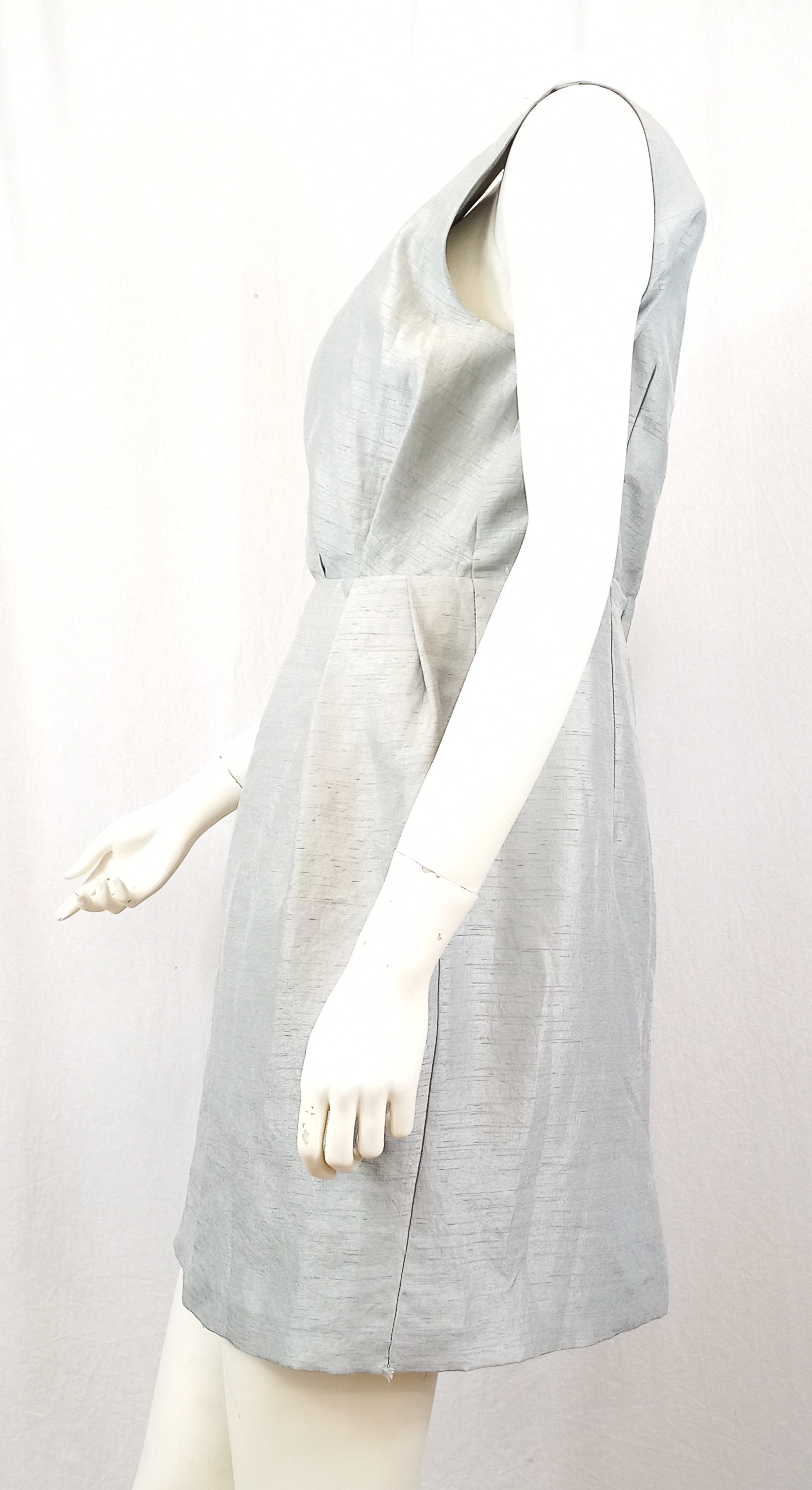 Robe SM bouffante brillante argentée 