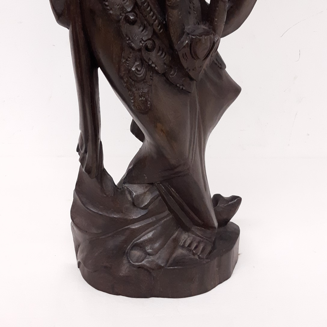 Grande statue en bois danseuse asiatique - Photo 3