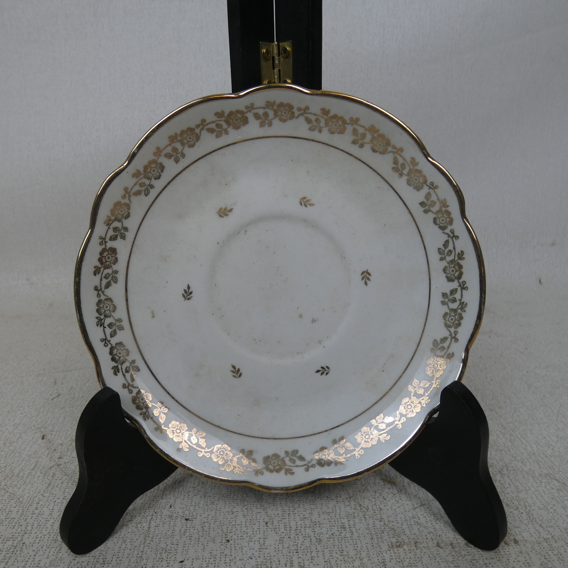 Ensemble Communion Vintage en Porcelaine Bon état - Vue 15 - 