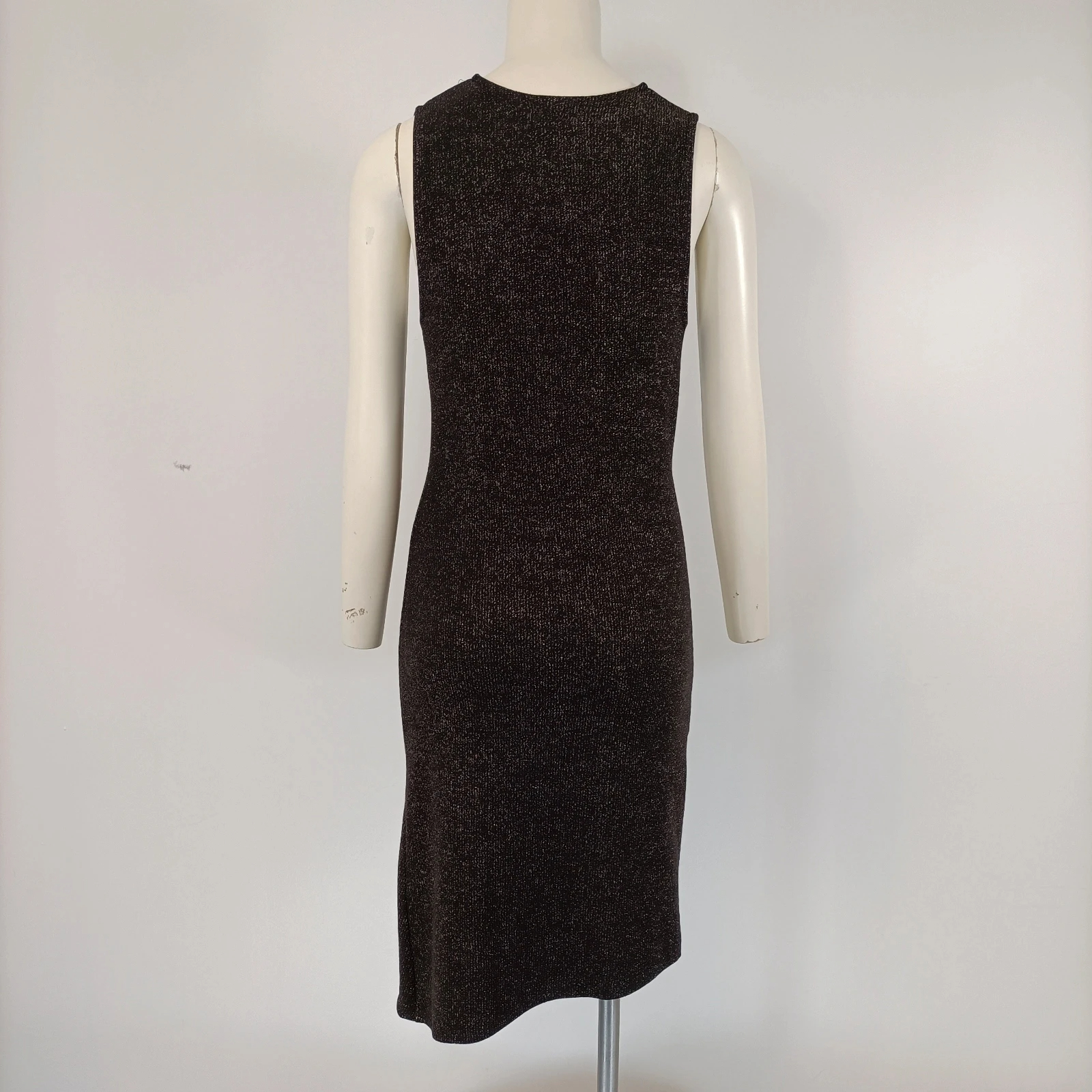 Robe moulante de soirée noire brillante à paillette col V - CMT Atelier M Très bon état - Vue 6 - 