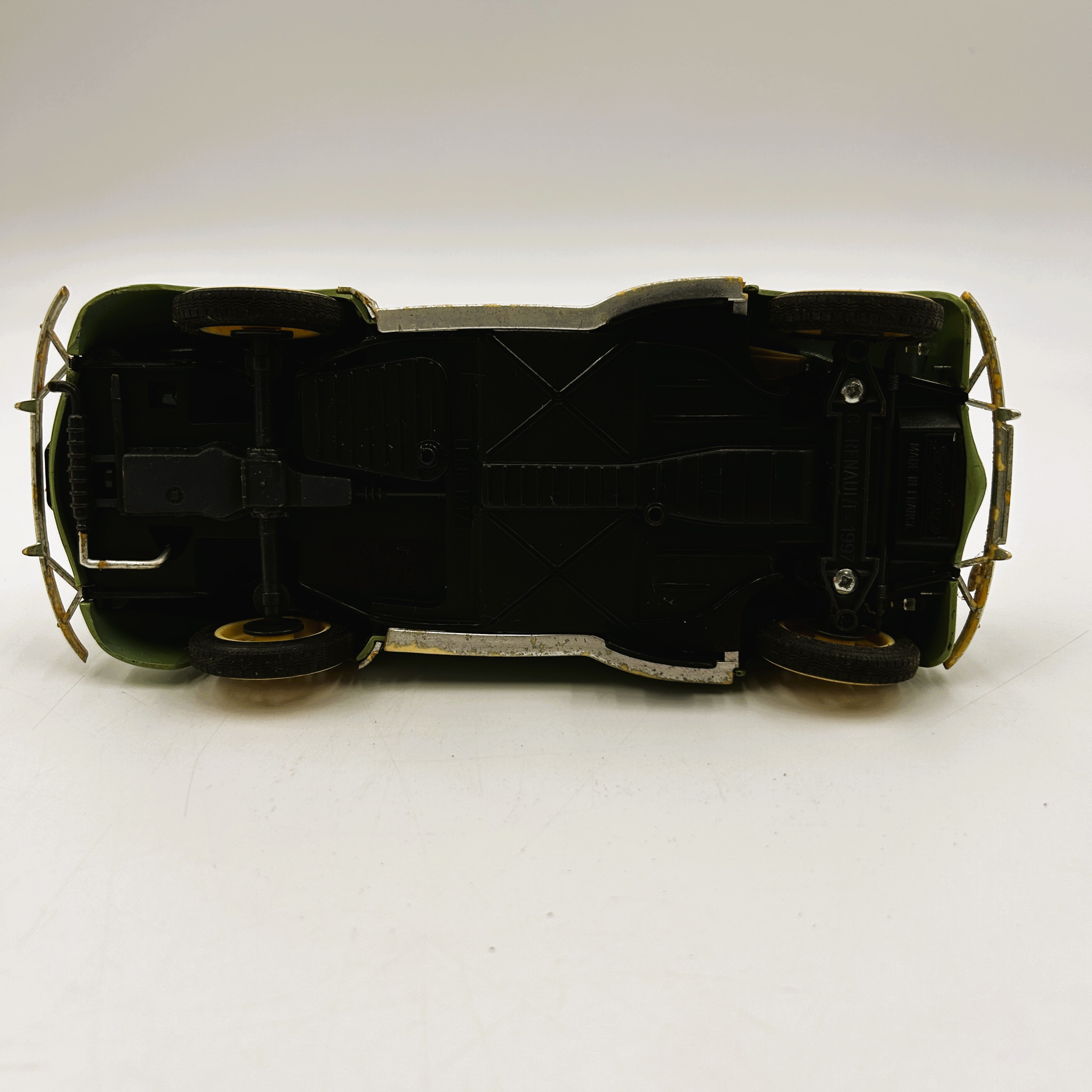 Lot 2 Renault 4CV Solido 1/17 Bon état - Vue 6 - 