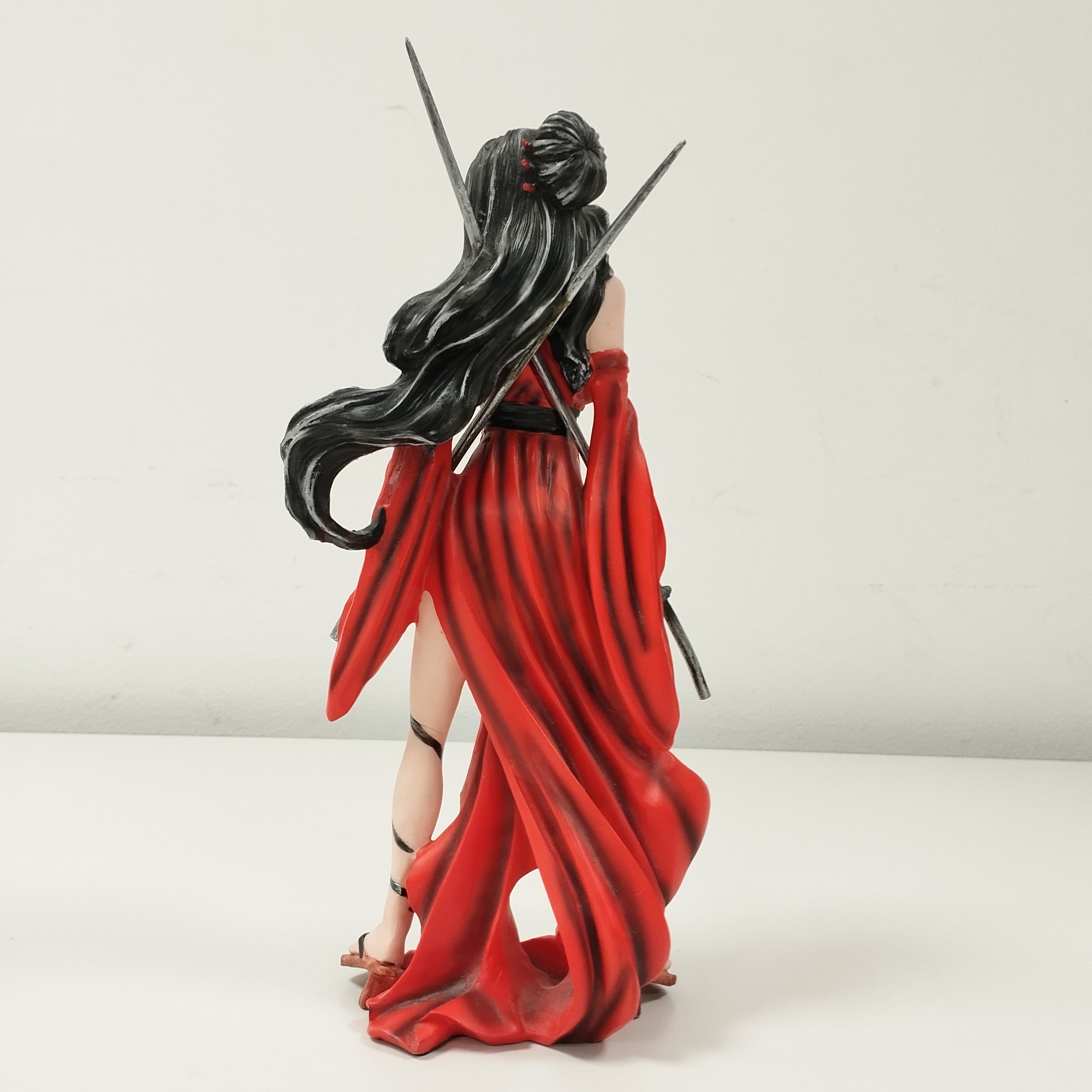 Figurine manga : Guerrière aux 2 Sabres Comme neuf - Vue 3 - 
