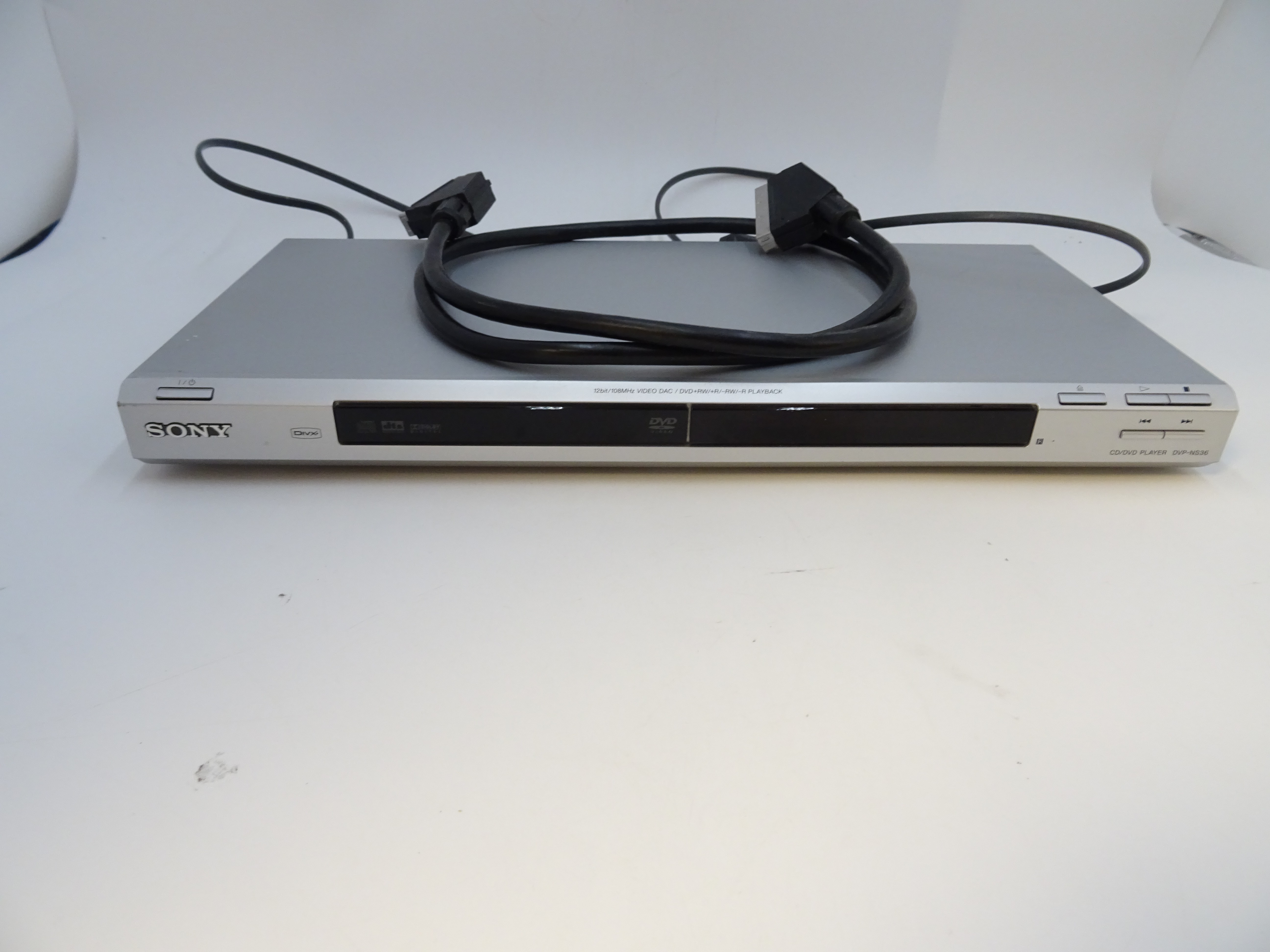 Lecteur DVD Sony dvp-ns36. Bon état - Vue 2 - 