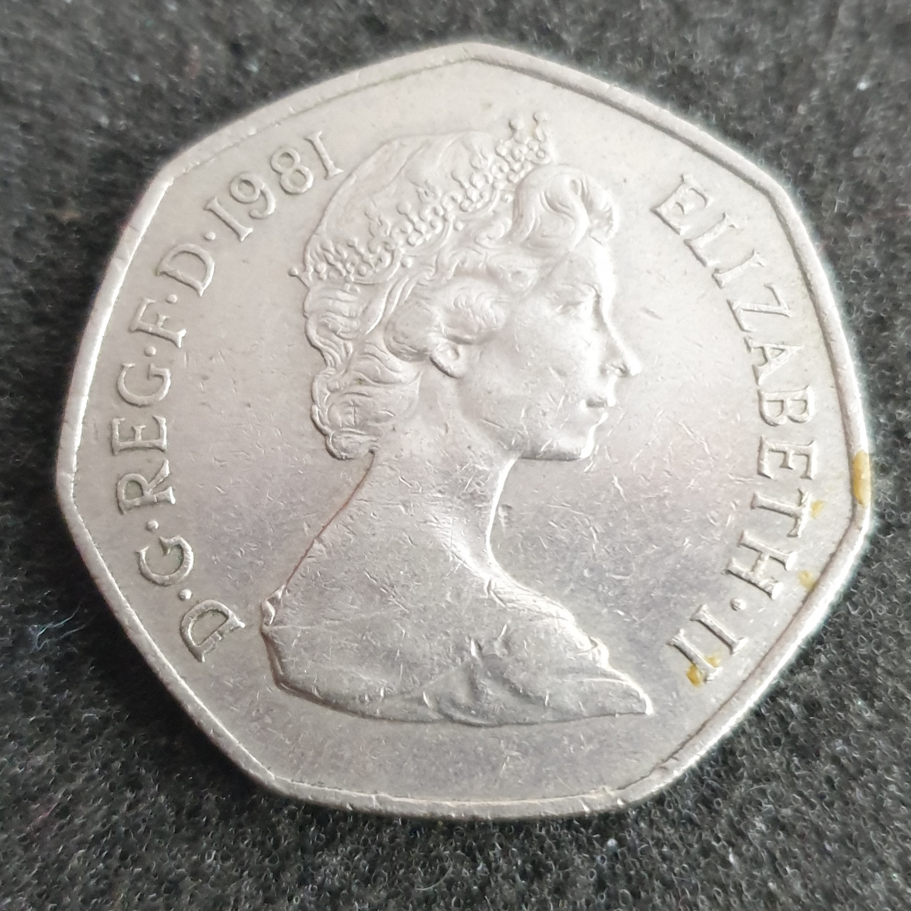 MONNAIE, GRANDE-BRETAGNE, ELIZABETH II 50 New Pence - 1981 - TTB - Photo 0