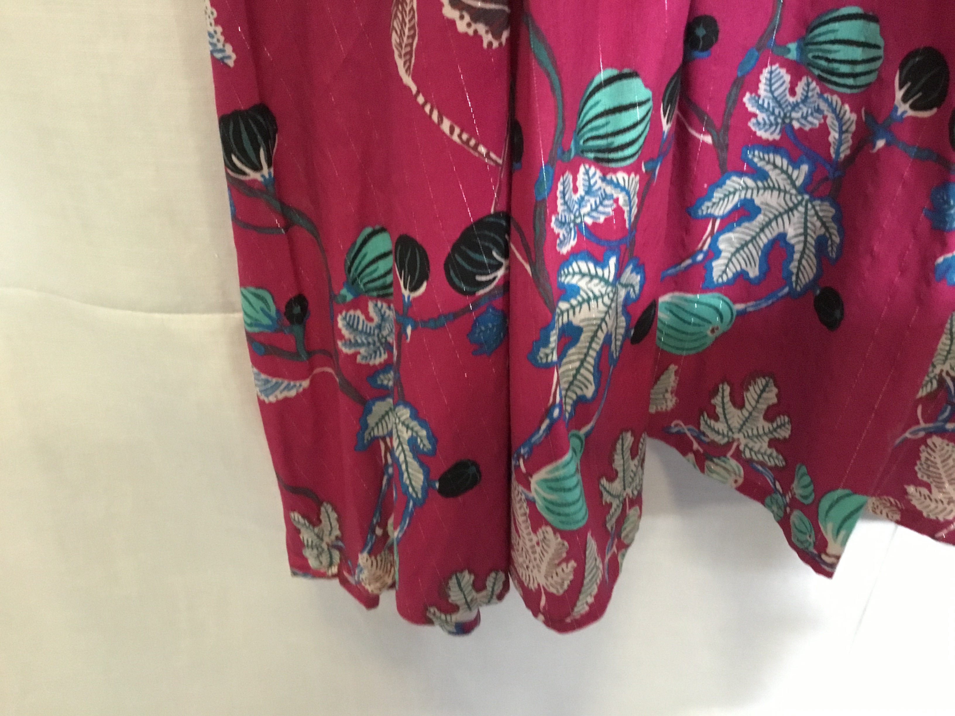Robe manches 3/4 rose à motifs nature « An’ge » taille L Très bon état - Vue 4 - 