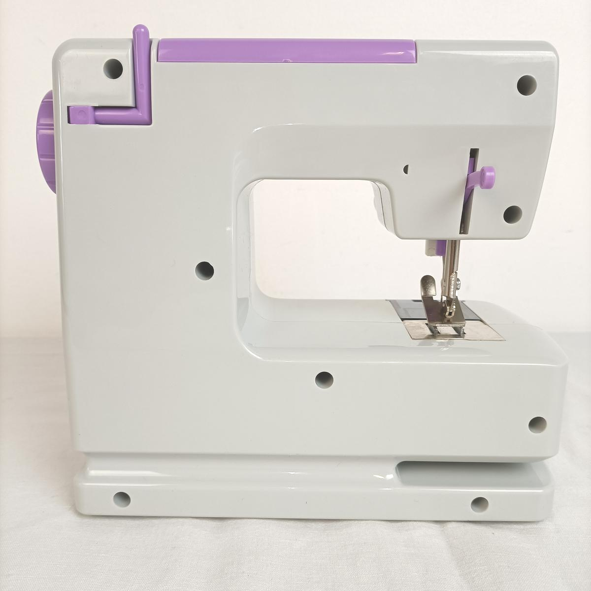 Jouet machine à coudre "Atelier Stylisme" Joustra  Bon état - Vue 8 - 