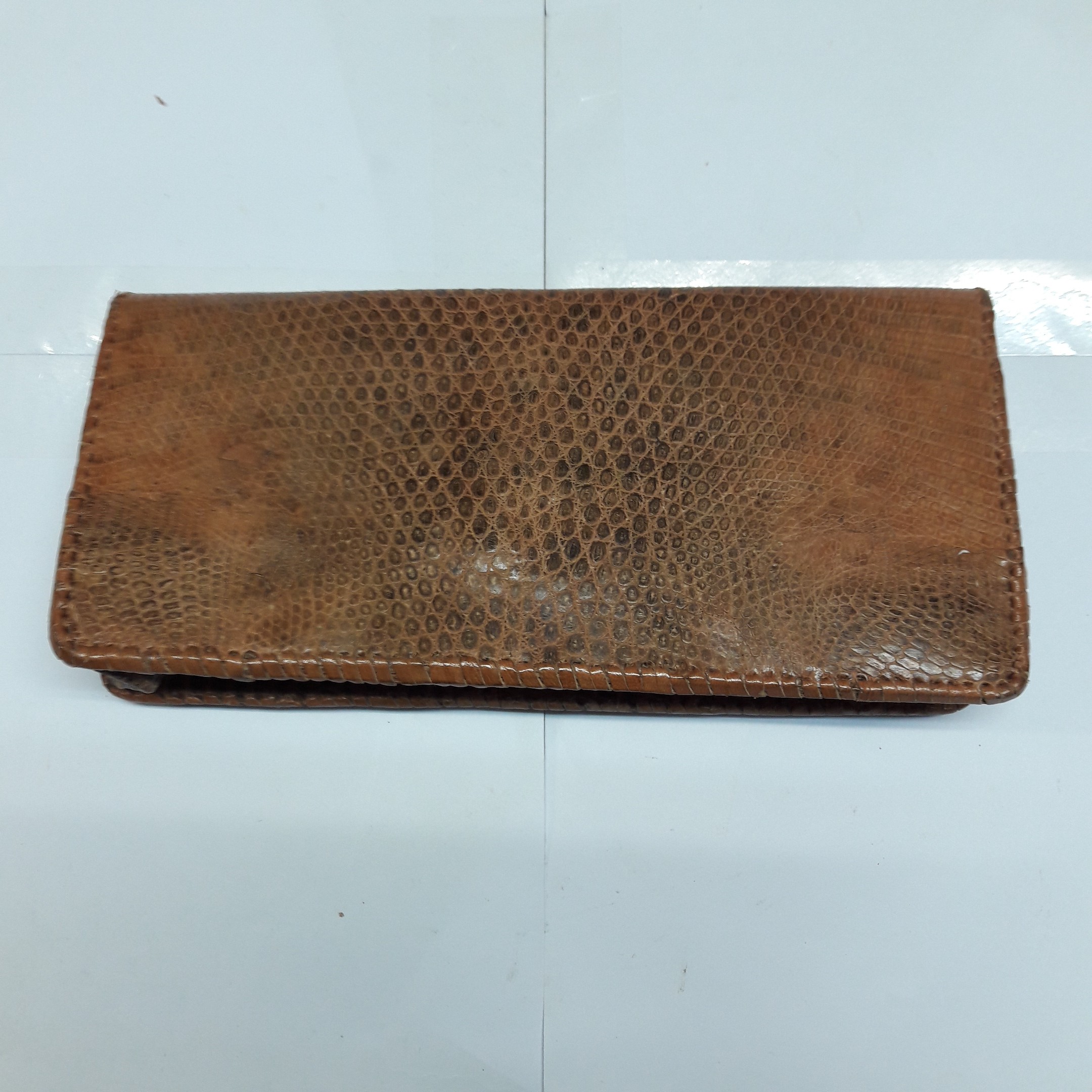 Voir photo 3 de POCHETTE (Peau LEZARD ) POCHETTE (Peau LEZARD ) - Vue 3 -