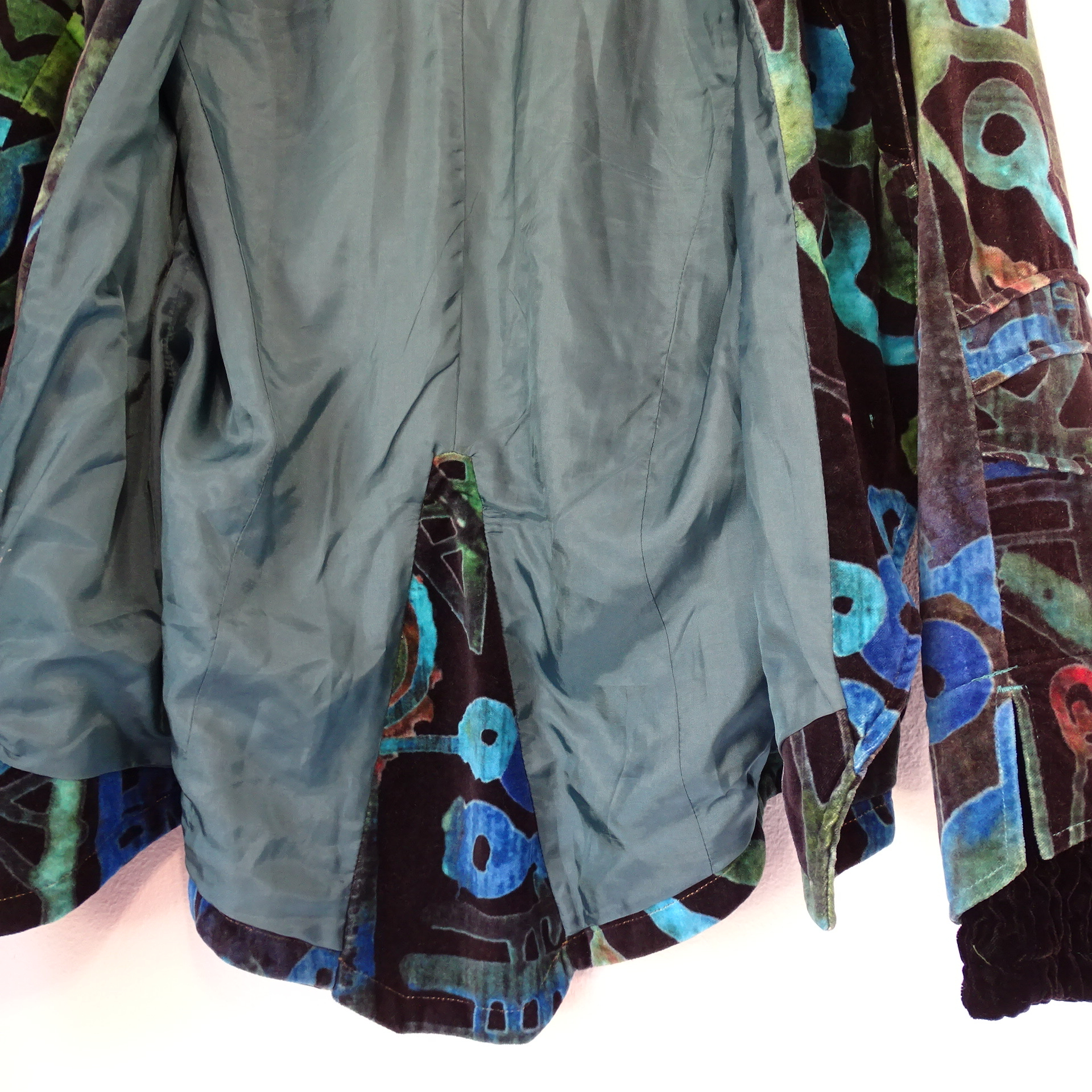 Voir photo 9 de Veste vintage en velours - Aventures des toiles, 36 Veste vintage en velours - Aventures des toiles, 36 Très bon état - Vue 9 -